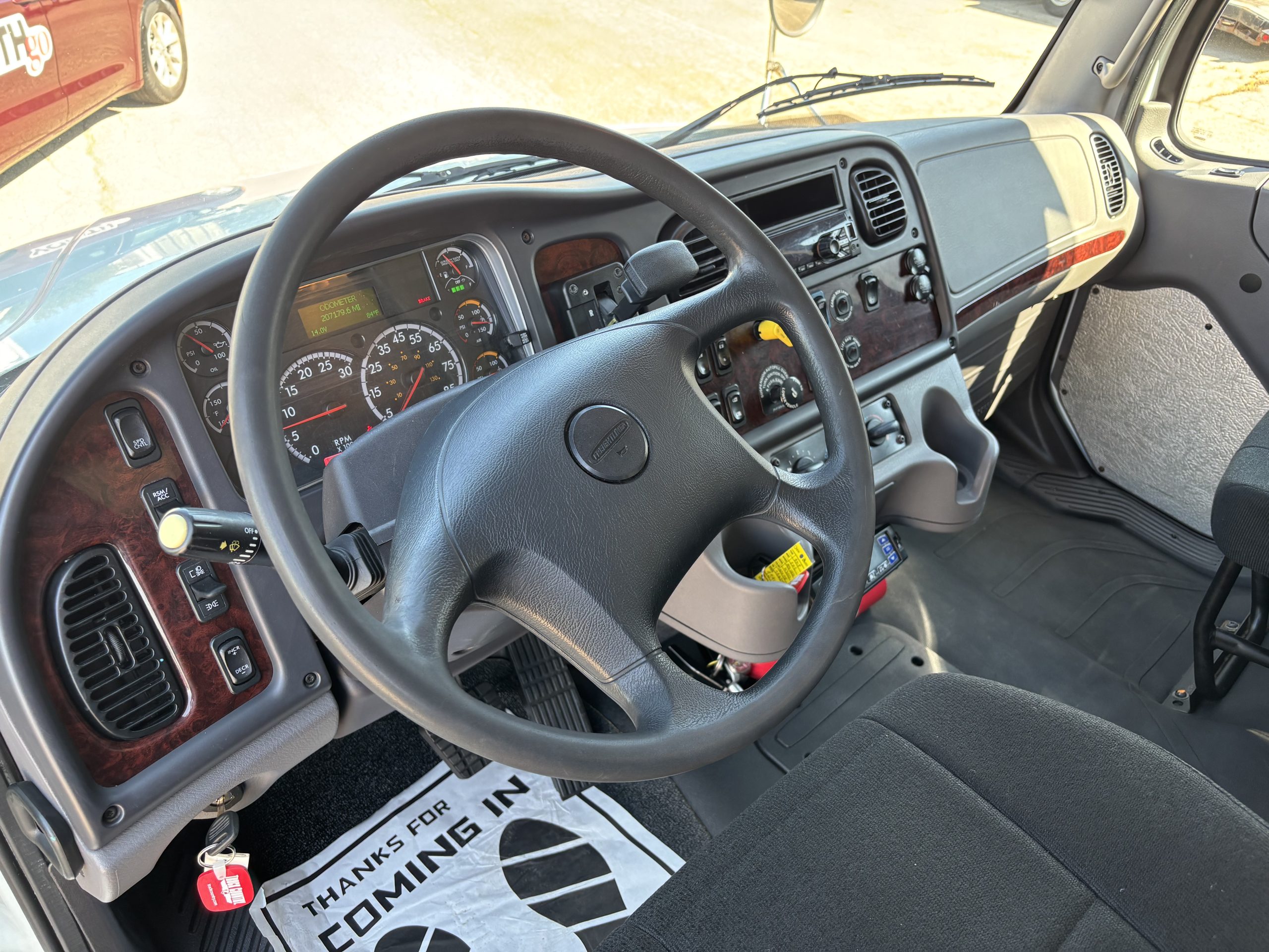 2019 Freightliner M260 - image 4 of 6