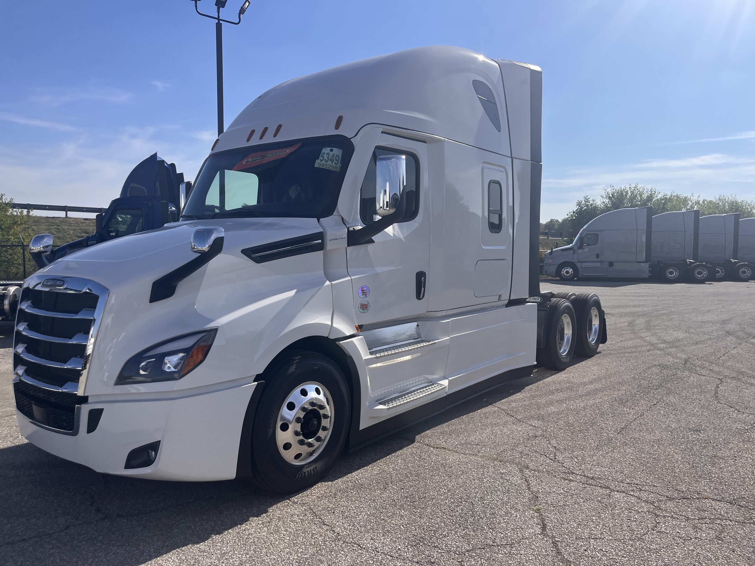 2026 Freightliner PT126SLP - image 3 of 6
