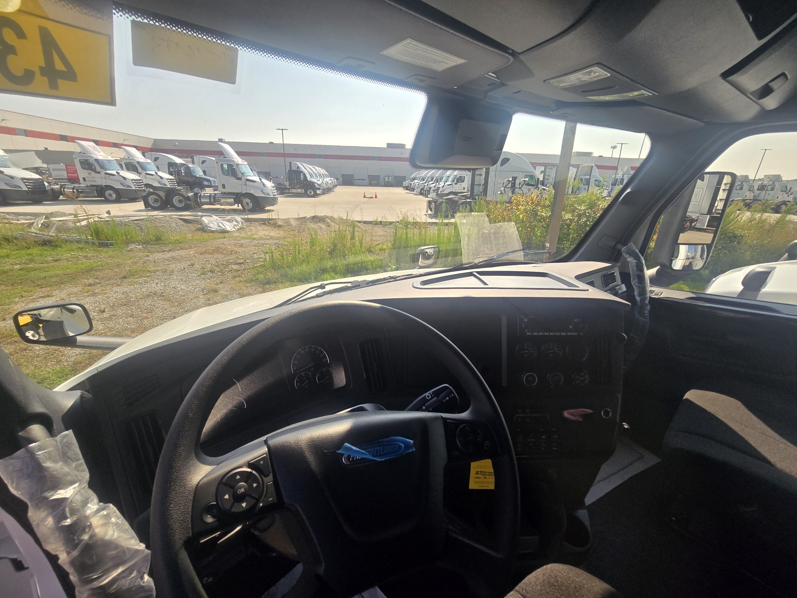 2026 Freightliner PJ126SLP - image 6 of 6
