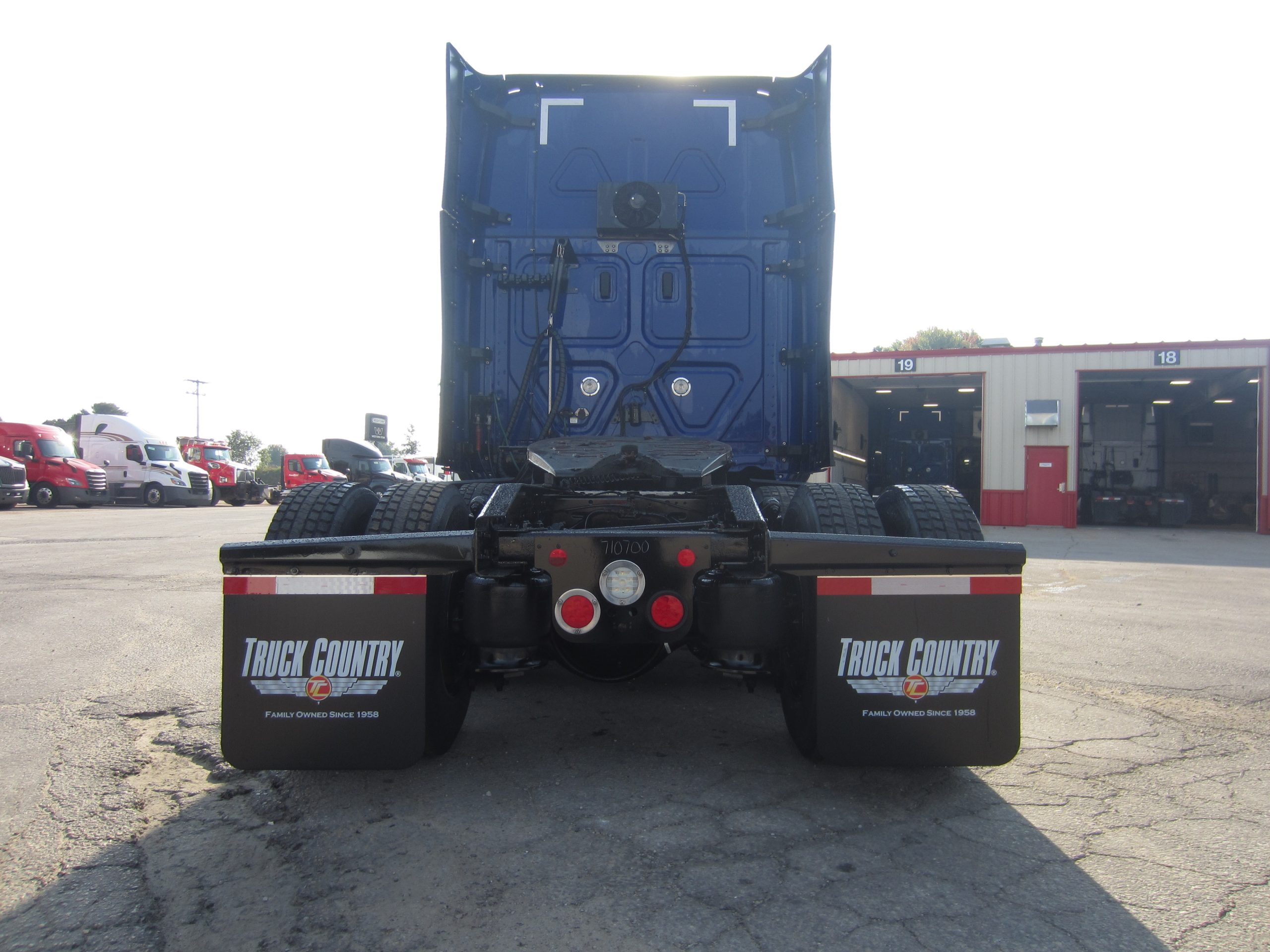 2022 Freightliner PT126 - image 4 of 6