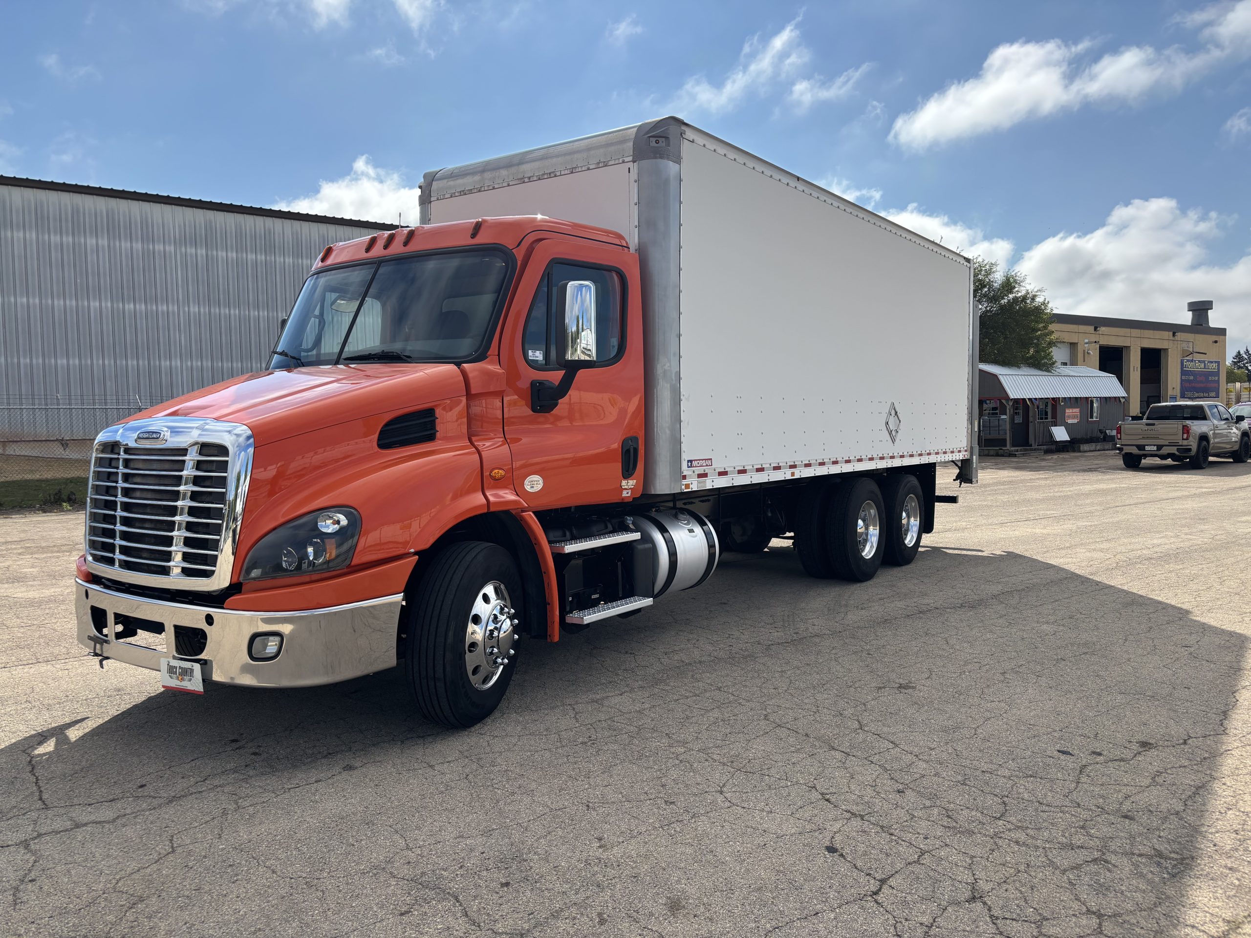 2018 Freightliner CA113 - image 1 of 6