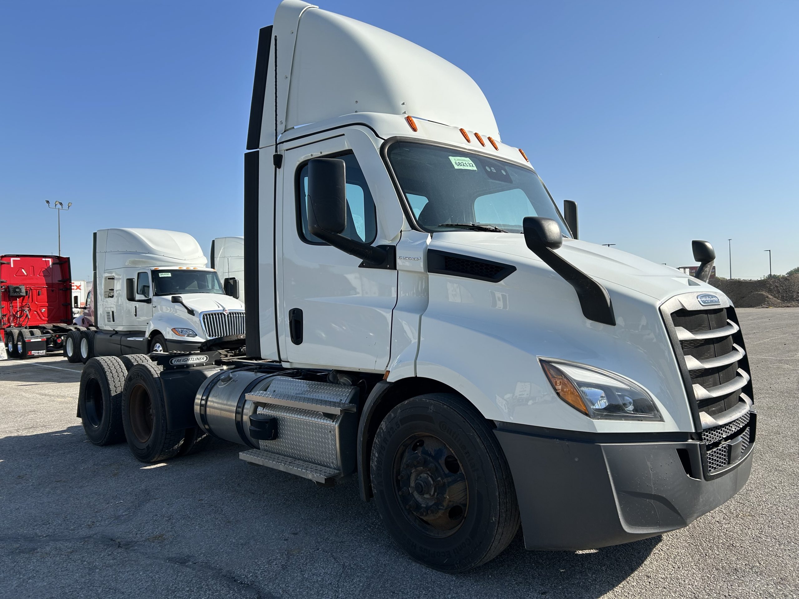 2021 Freightliner PE116 - image 3 of 5