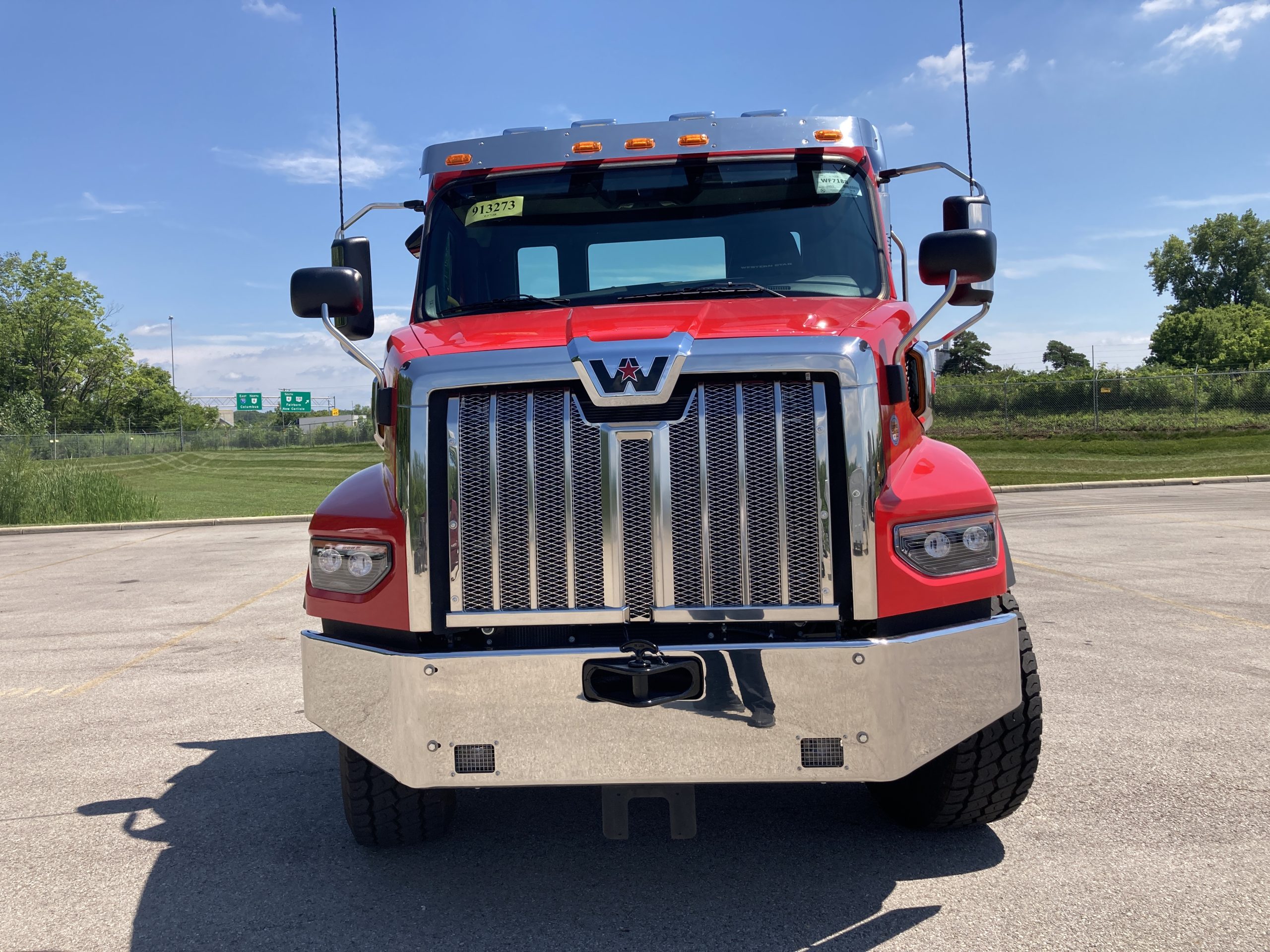 2026 Western Star 47X 2026 Western Star 47X - image 2 of 5