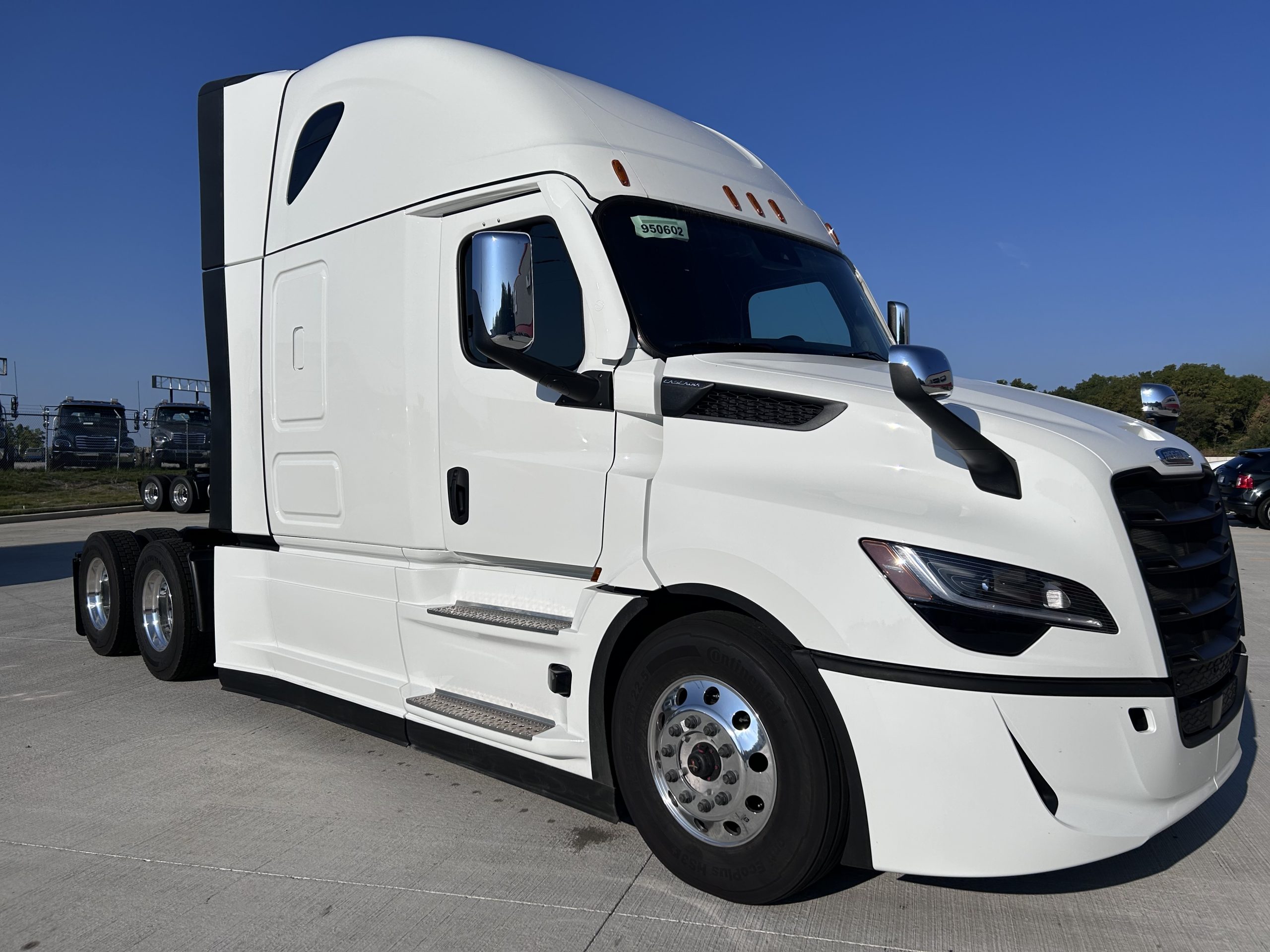 2026 Freightliner PJ126SLP 2026 Freightliner PJ126SLP - image 3 of 6