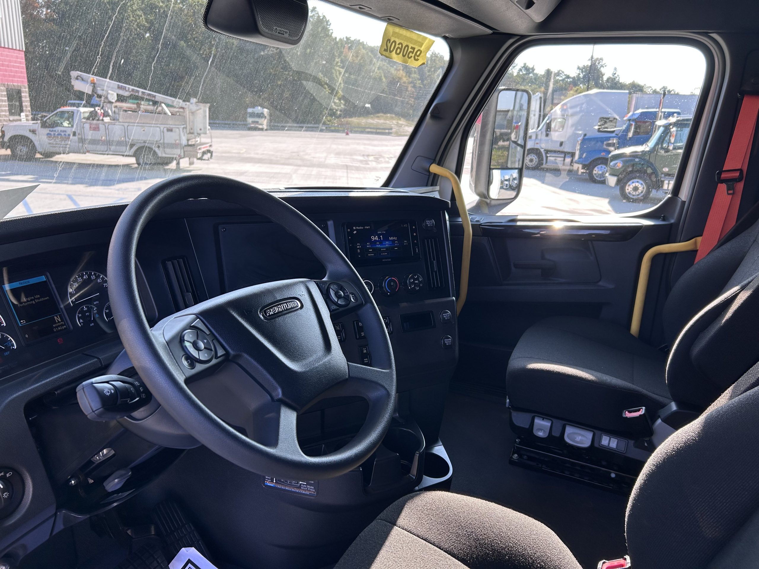 2026 Freightliner PJ126SLP - image 6 of 6