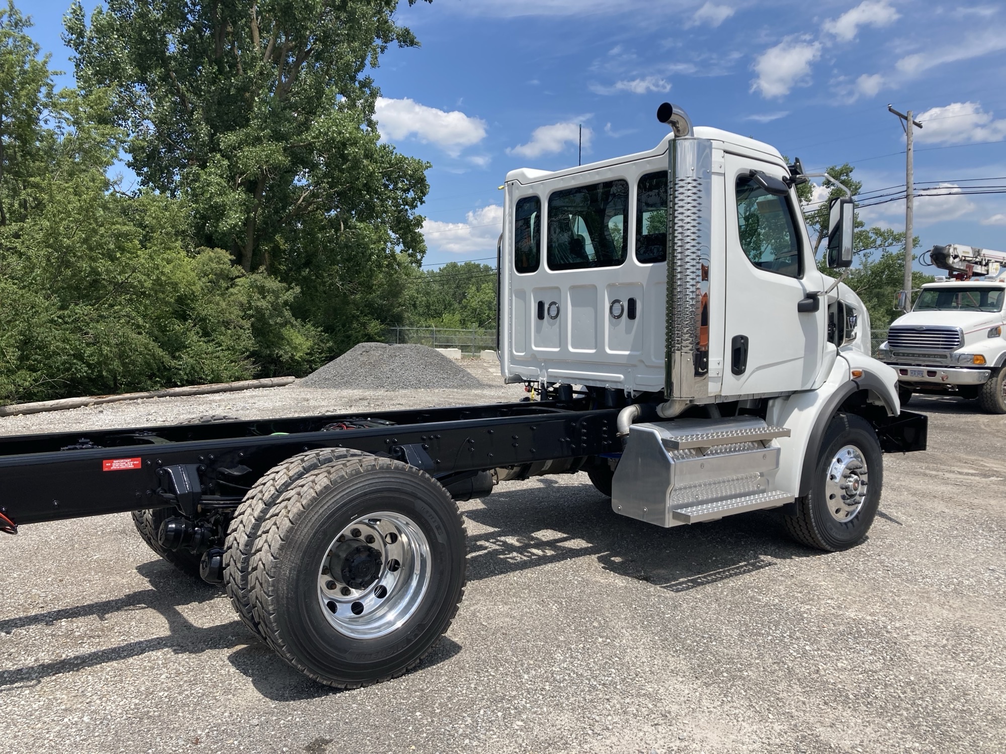 2025 Western Star 47X 2025 Western Star 47X - image 3 of 4