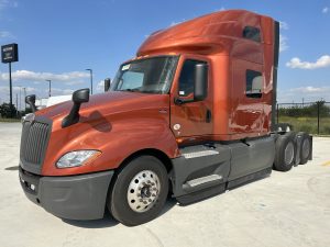 2022 International LT625 068PM00000cVzJC