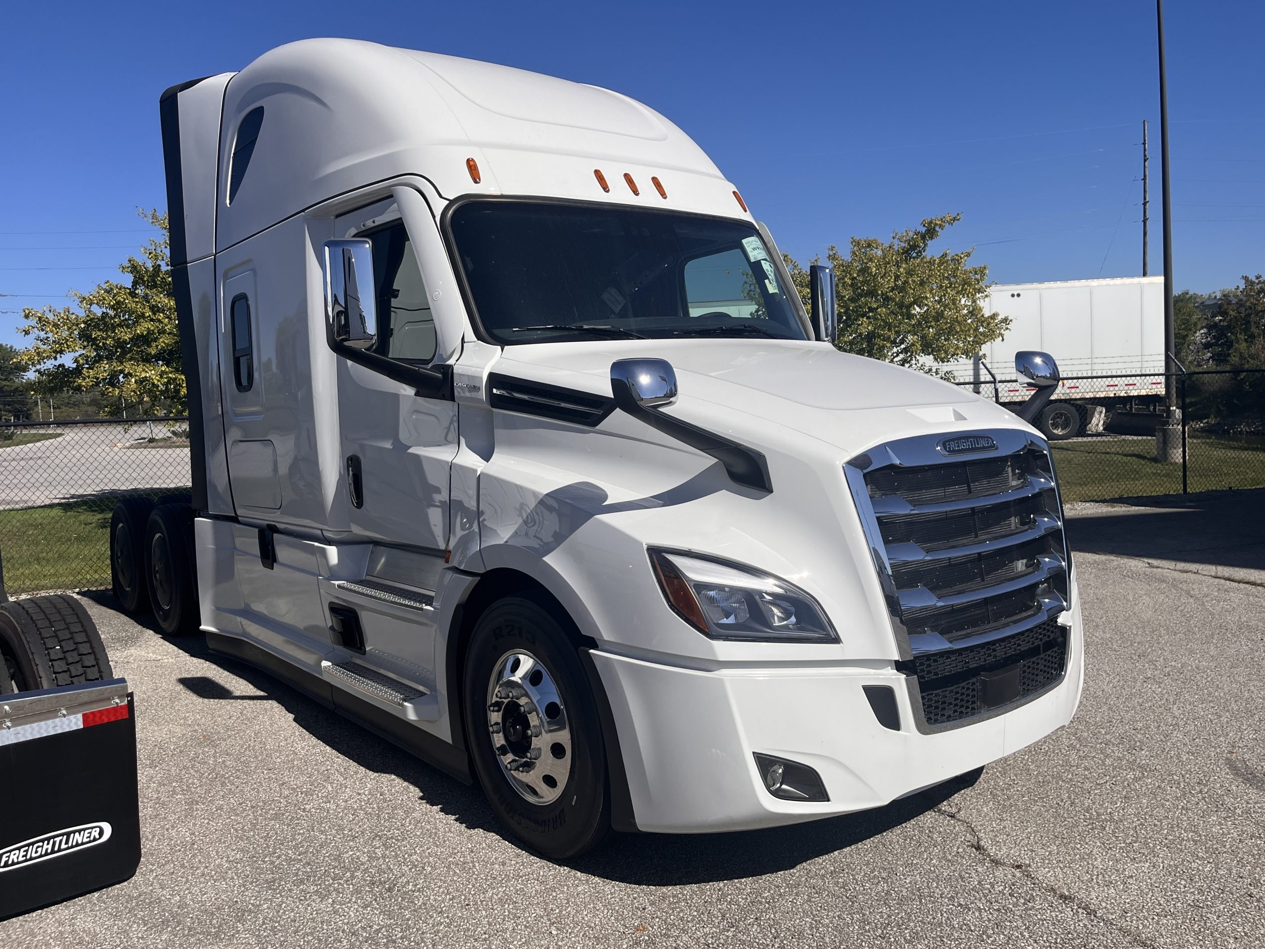 2026 Freightliner PT126SLP - image 3 of 6