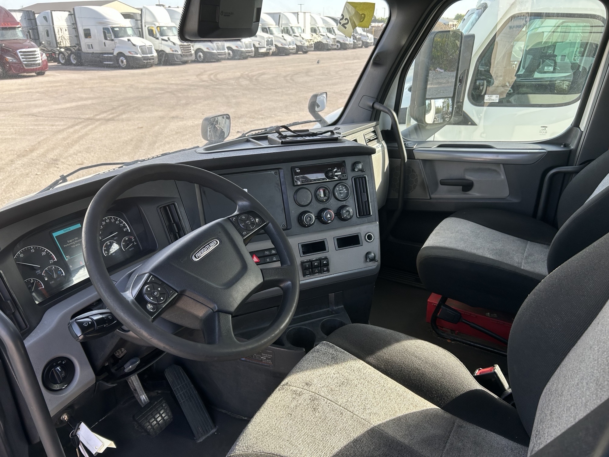 2021 Freightliner PE116 - image 5 of 5
