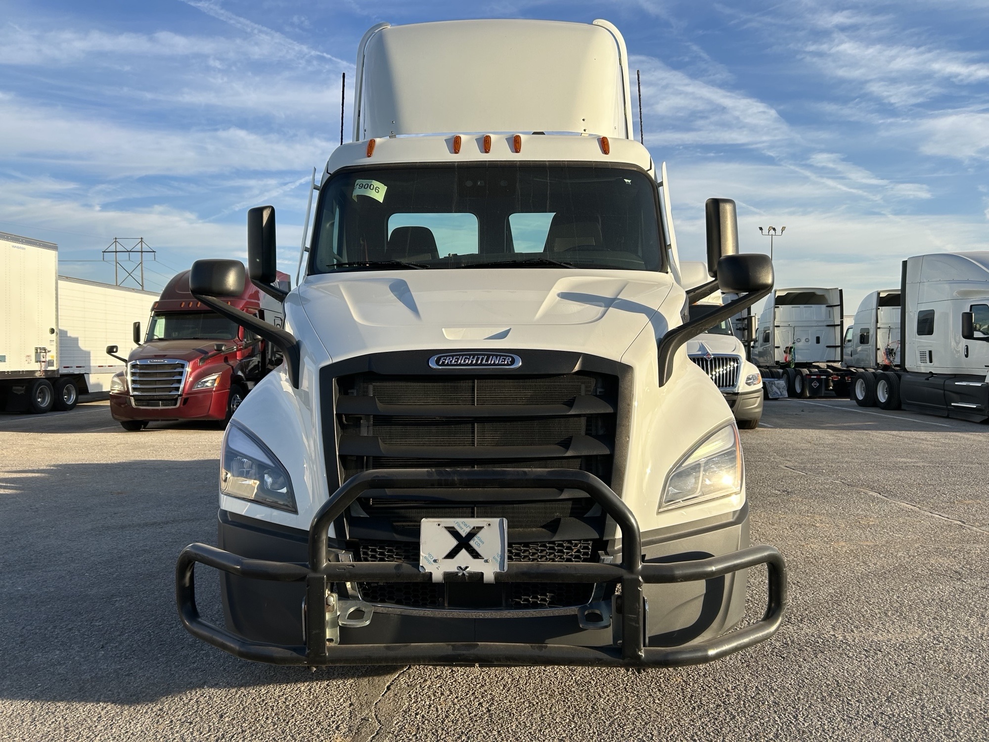 2021 Freightliner PE116 - image 2 of 5