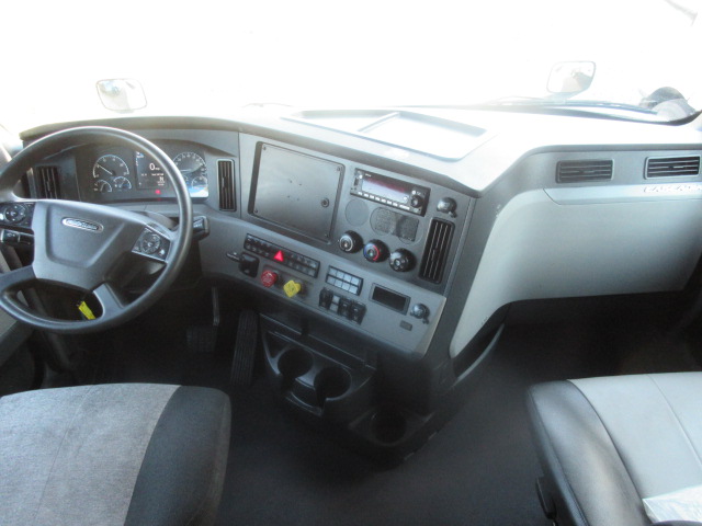 2022 Freightliner PT126 - image 5 of 6