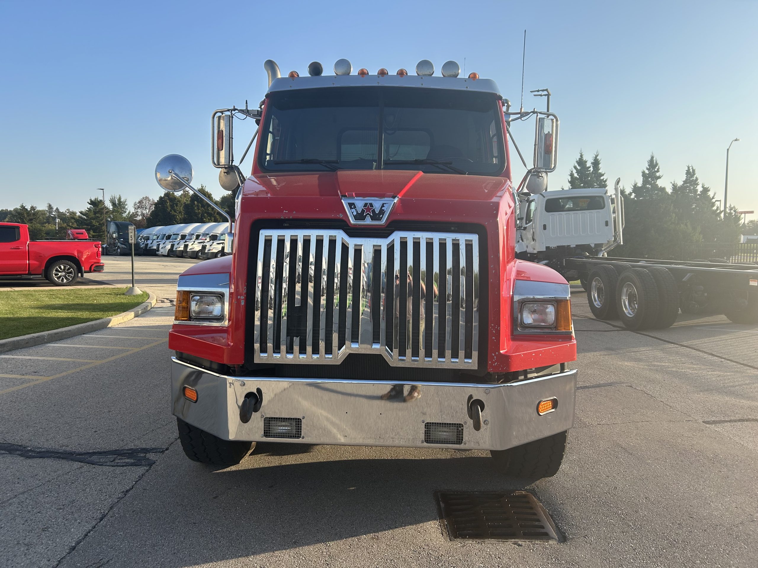 2017 Western Star 4700SB - image 2 of 6