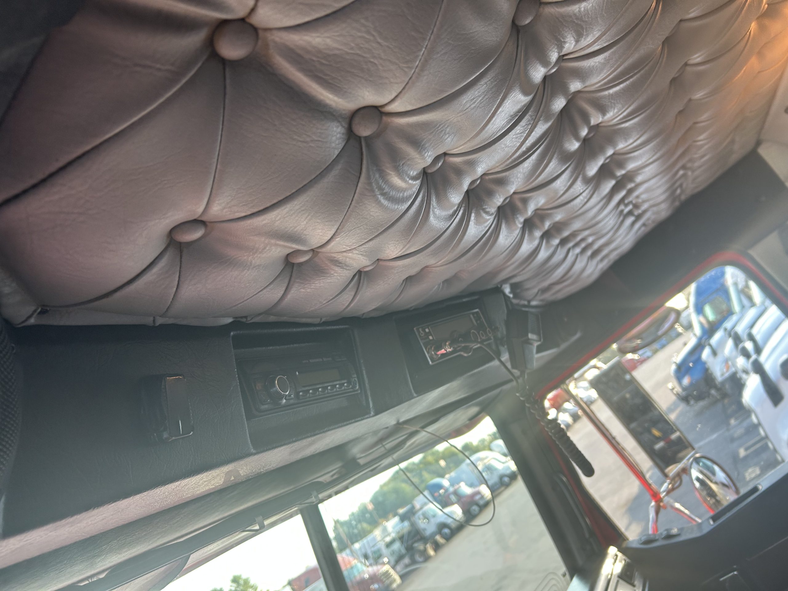 2017 Western Star 4700SB - image 6 of 6