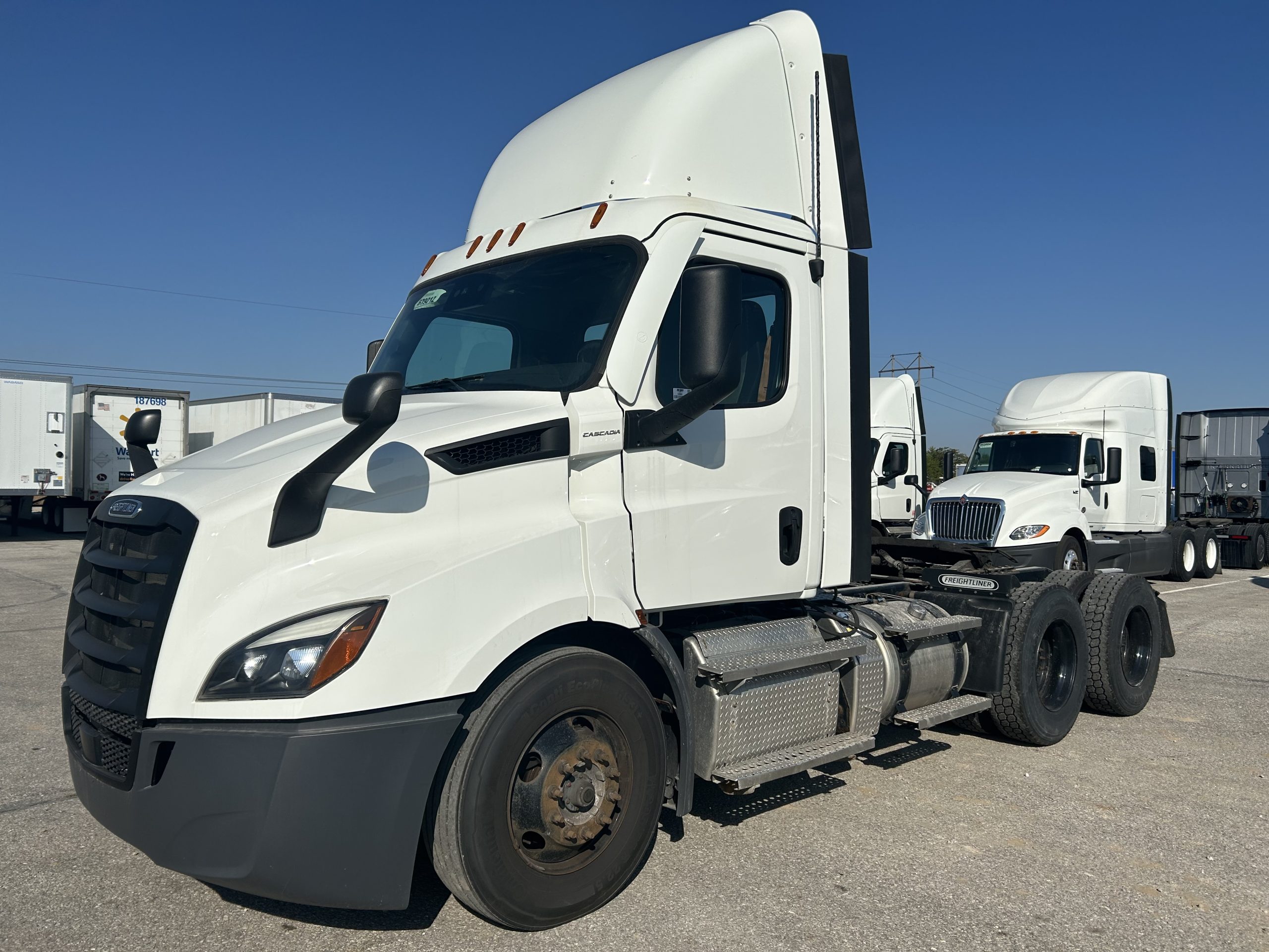 2021 Freightliner PE116 - image 1 of 5