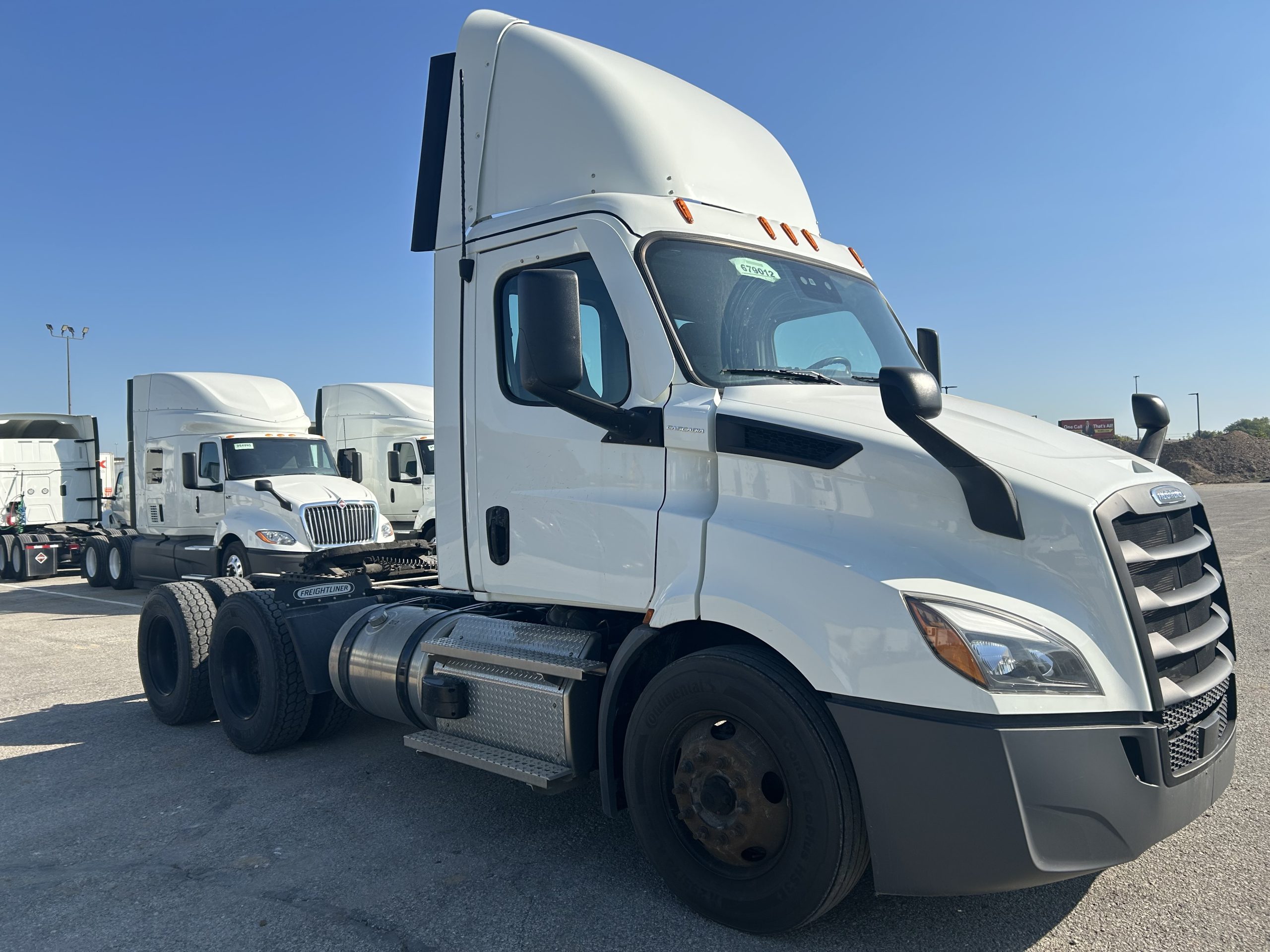 2021 Freightliner PE116 - image 3 of 5
