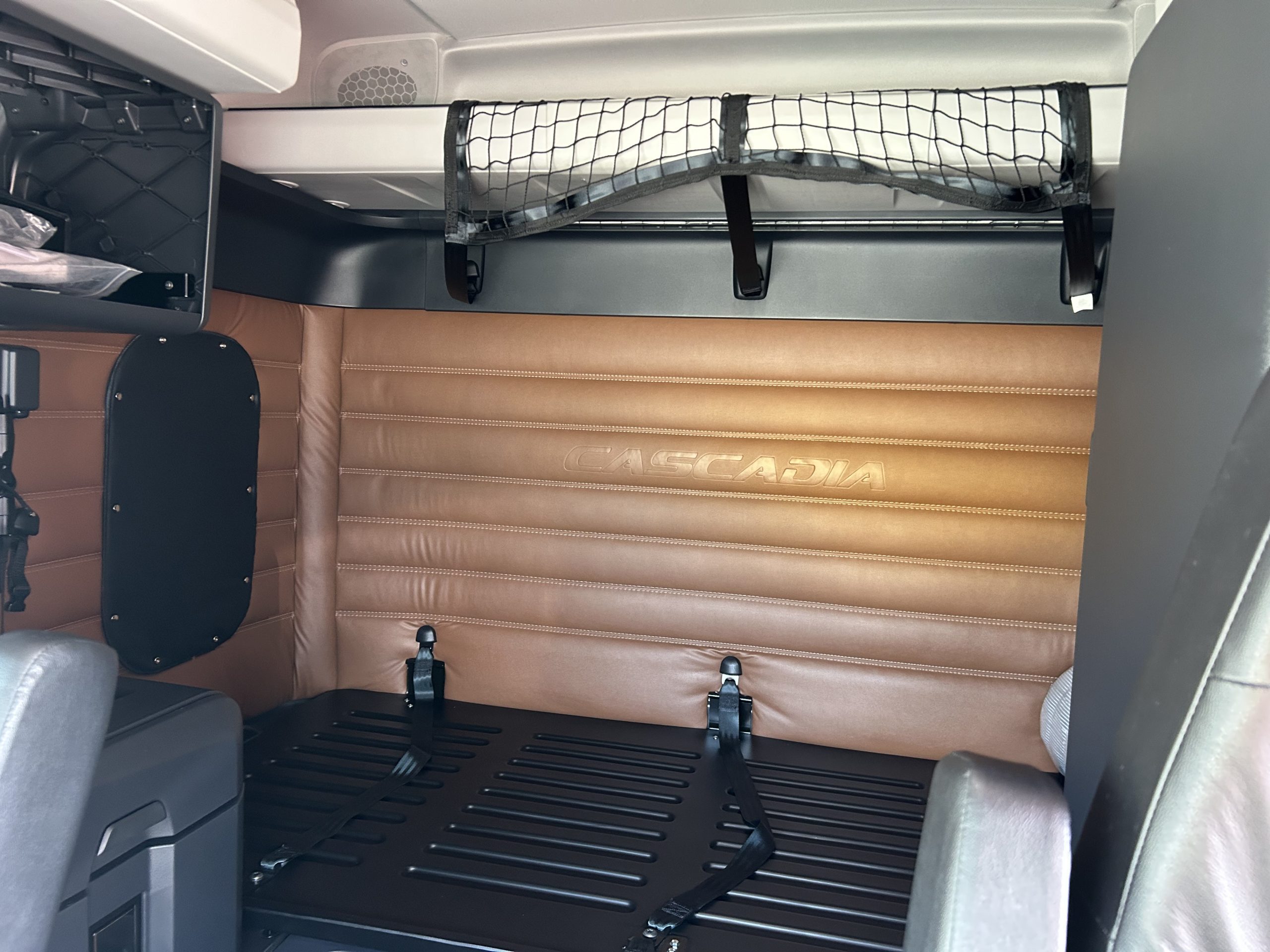 2024 Freightliner PT126 2024 Freightliner PT126 - image 2 of 6