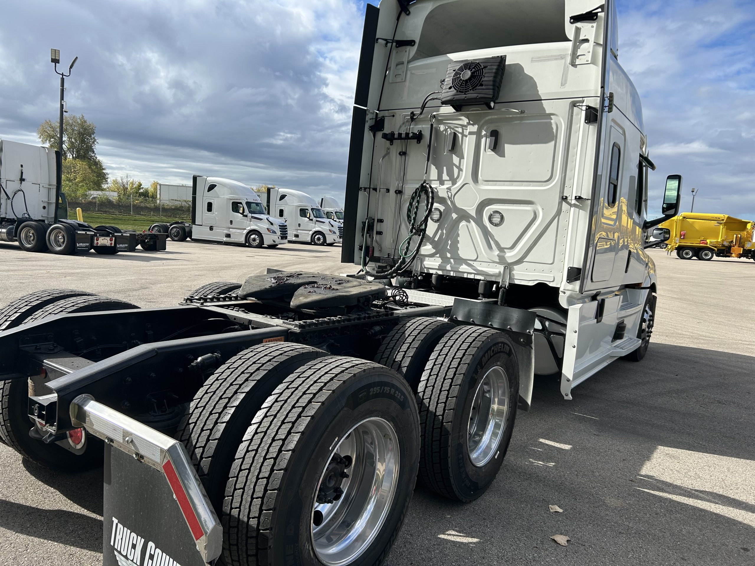 2024 Freightliner PT126 2024 Freightliner PT126 - image 6 of 6
