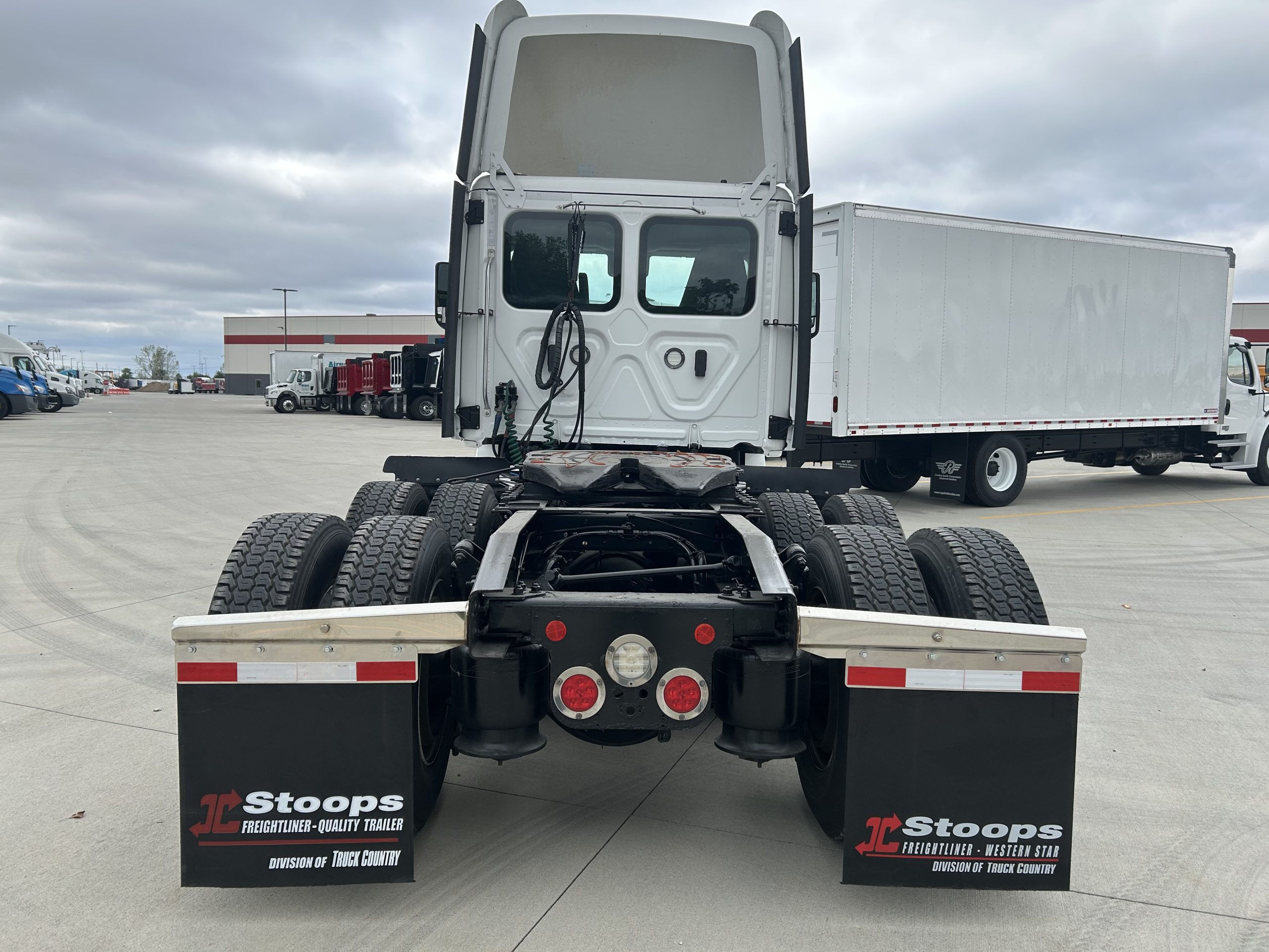 2020 Freightliner PT126DC 2020 Freightliner PT126DC - image 4 of 5