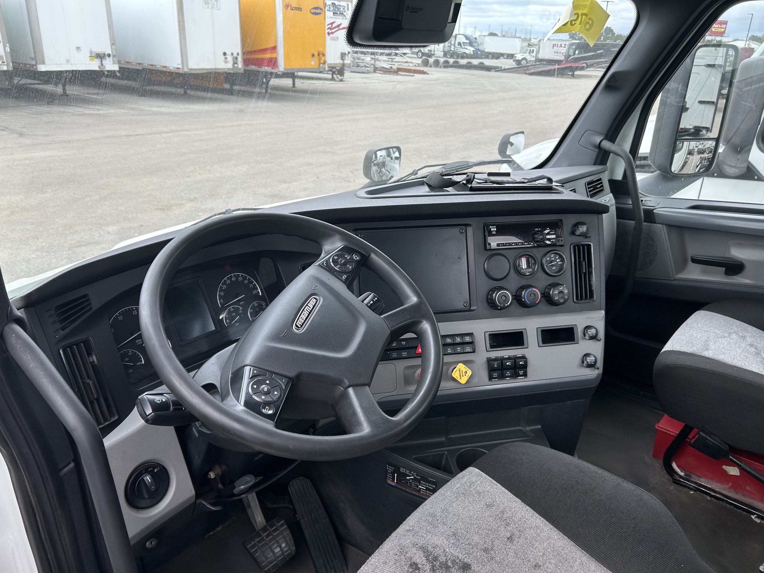 2021 Freightliner PE116 - image 5 of 5