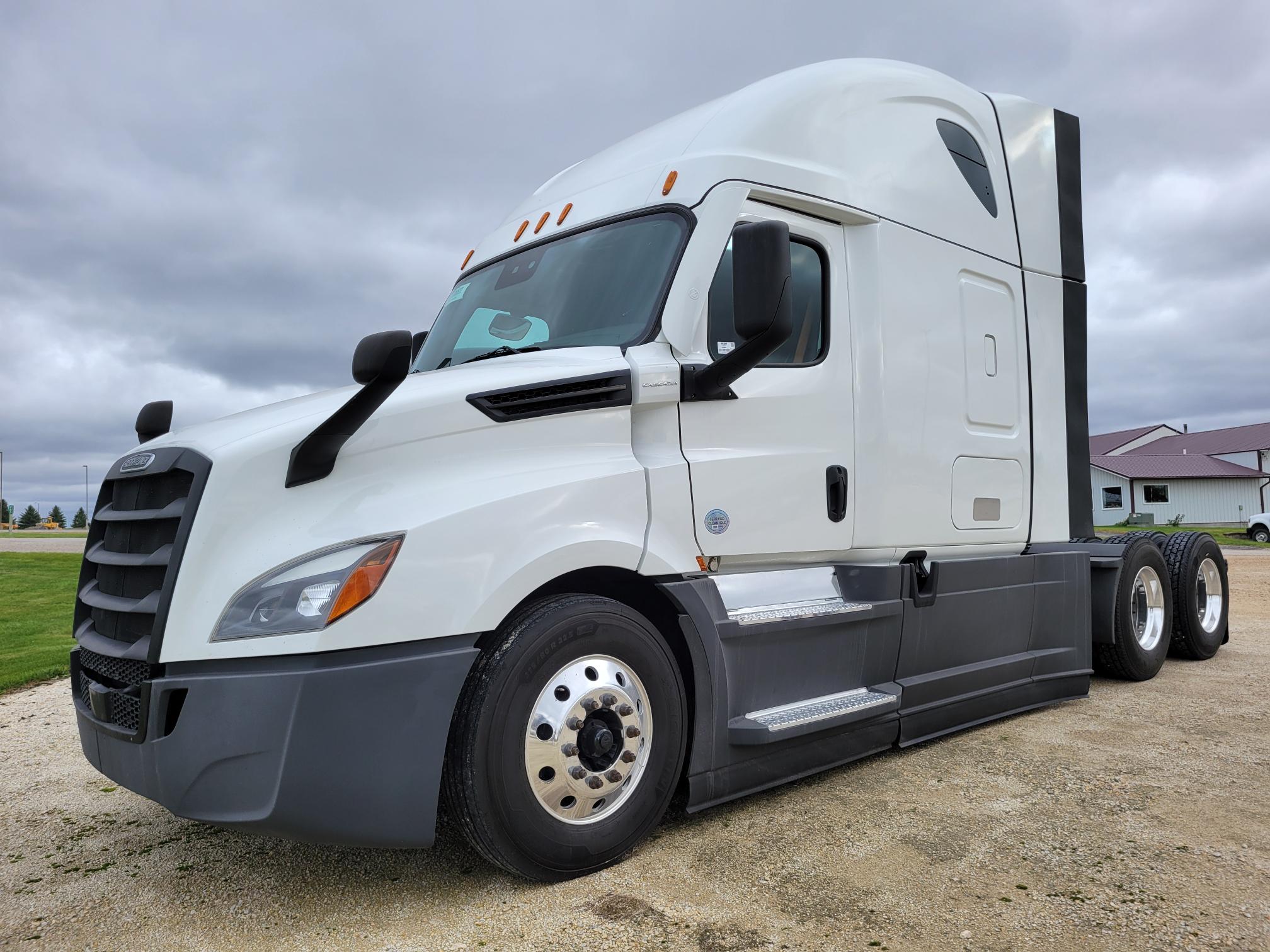 2022 Freightliner PT126 2022 Freightliner PT126 - image 4 of 6