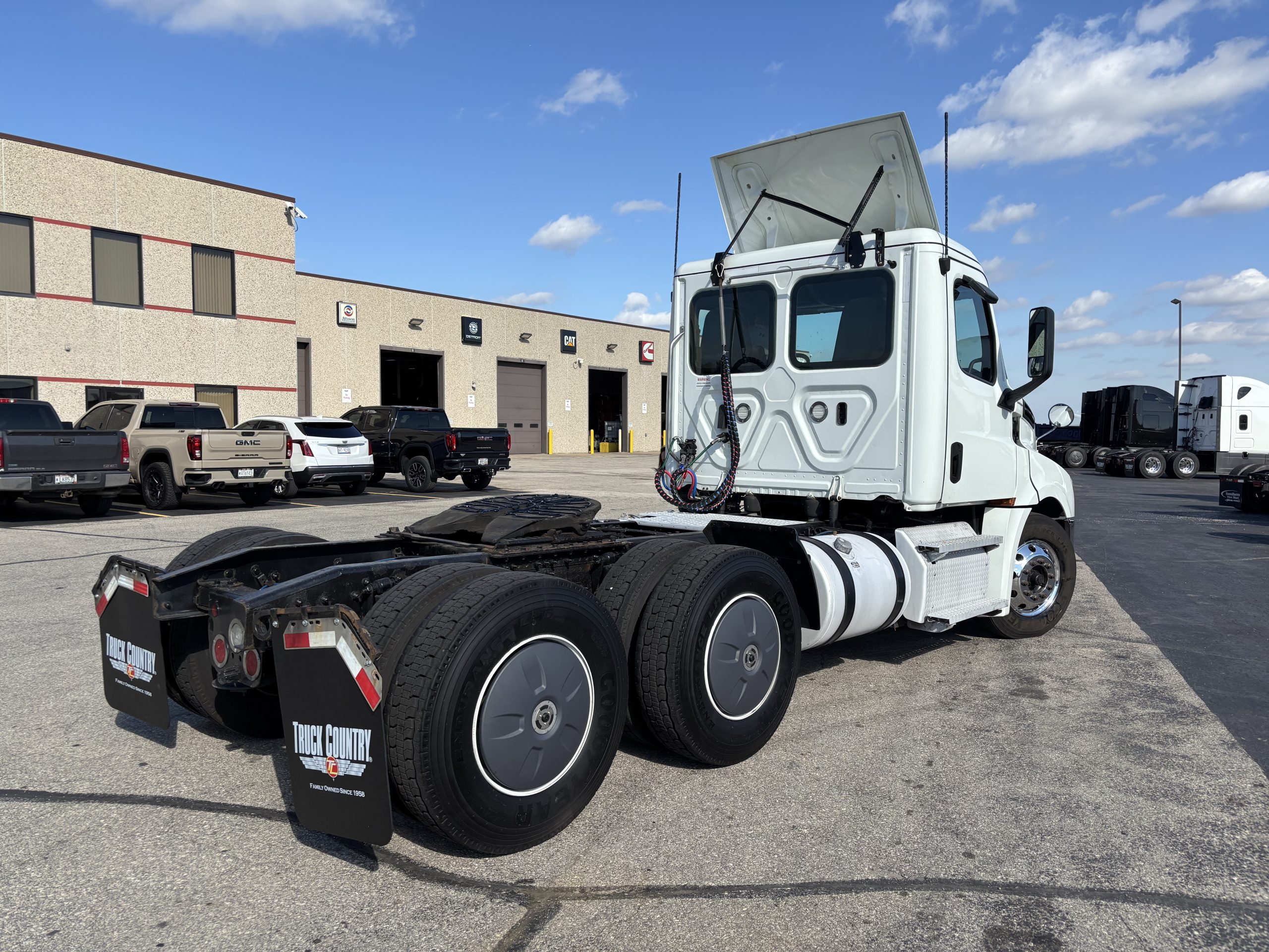 2020 Freightliner PT126 - image 6 of 6