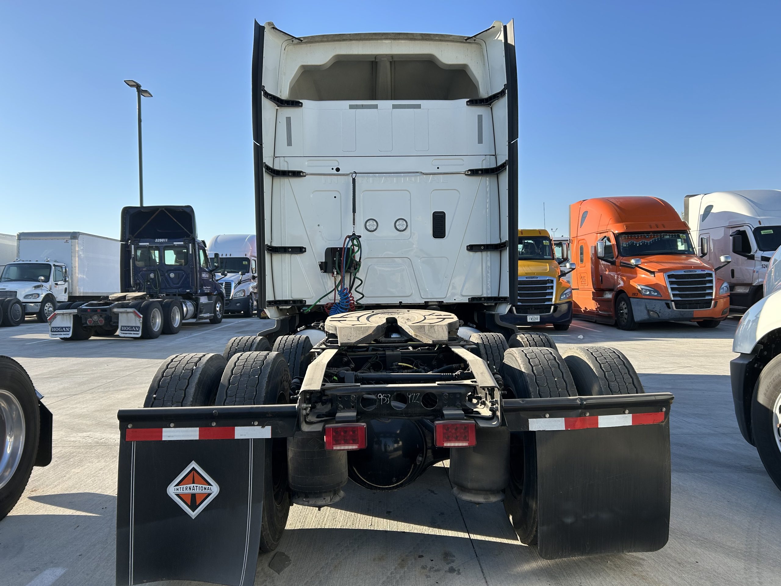 2022 International LT625 2022 International LT625 - image 6 of 6