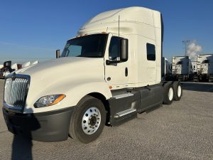 2022 International LT625 068PM00000dDgkX