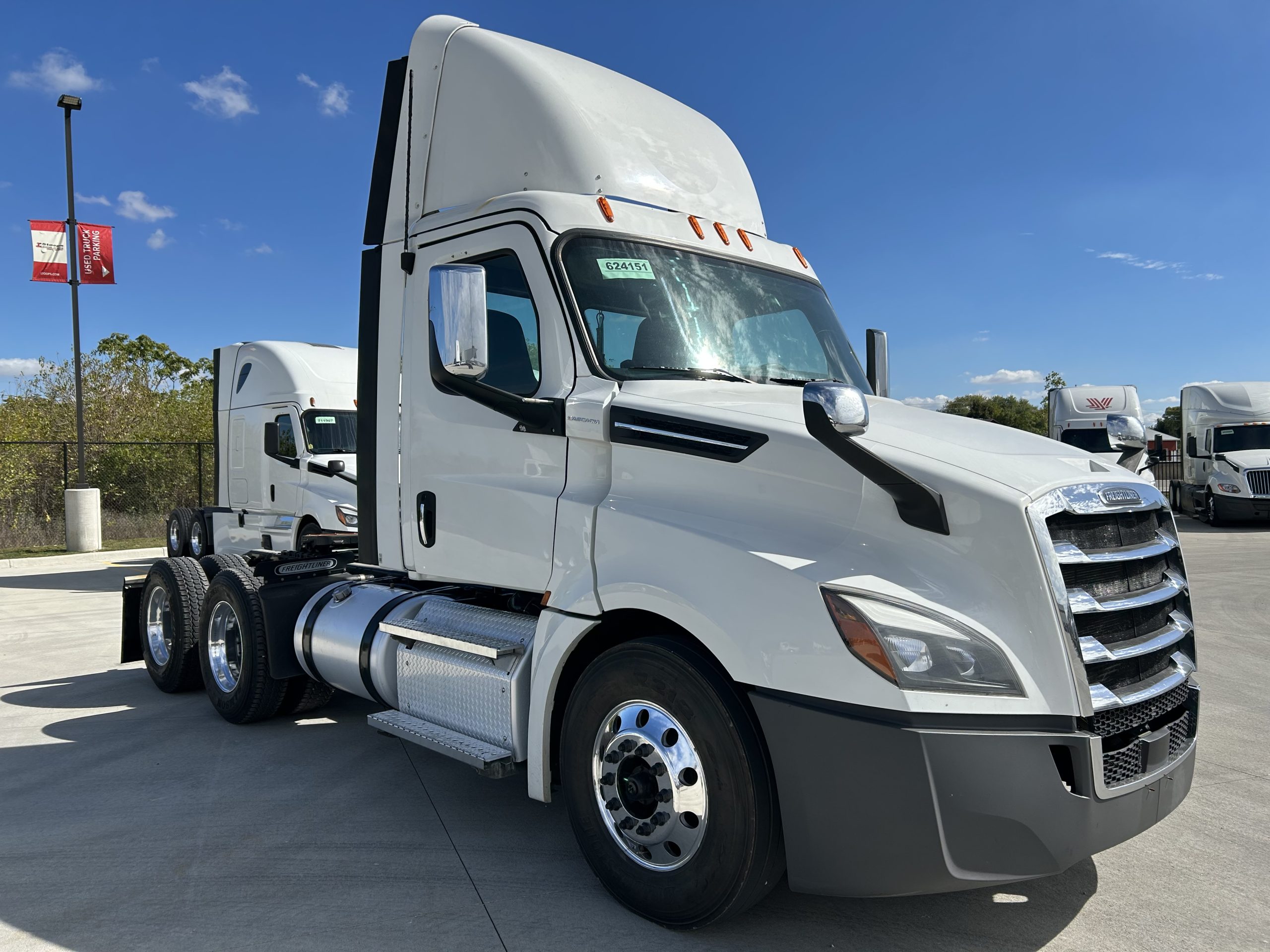 2020 Freightliner PT126DC 2020 Freightliner PT126DC - image 3 of 6