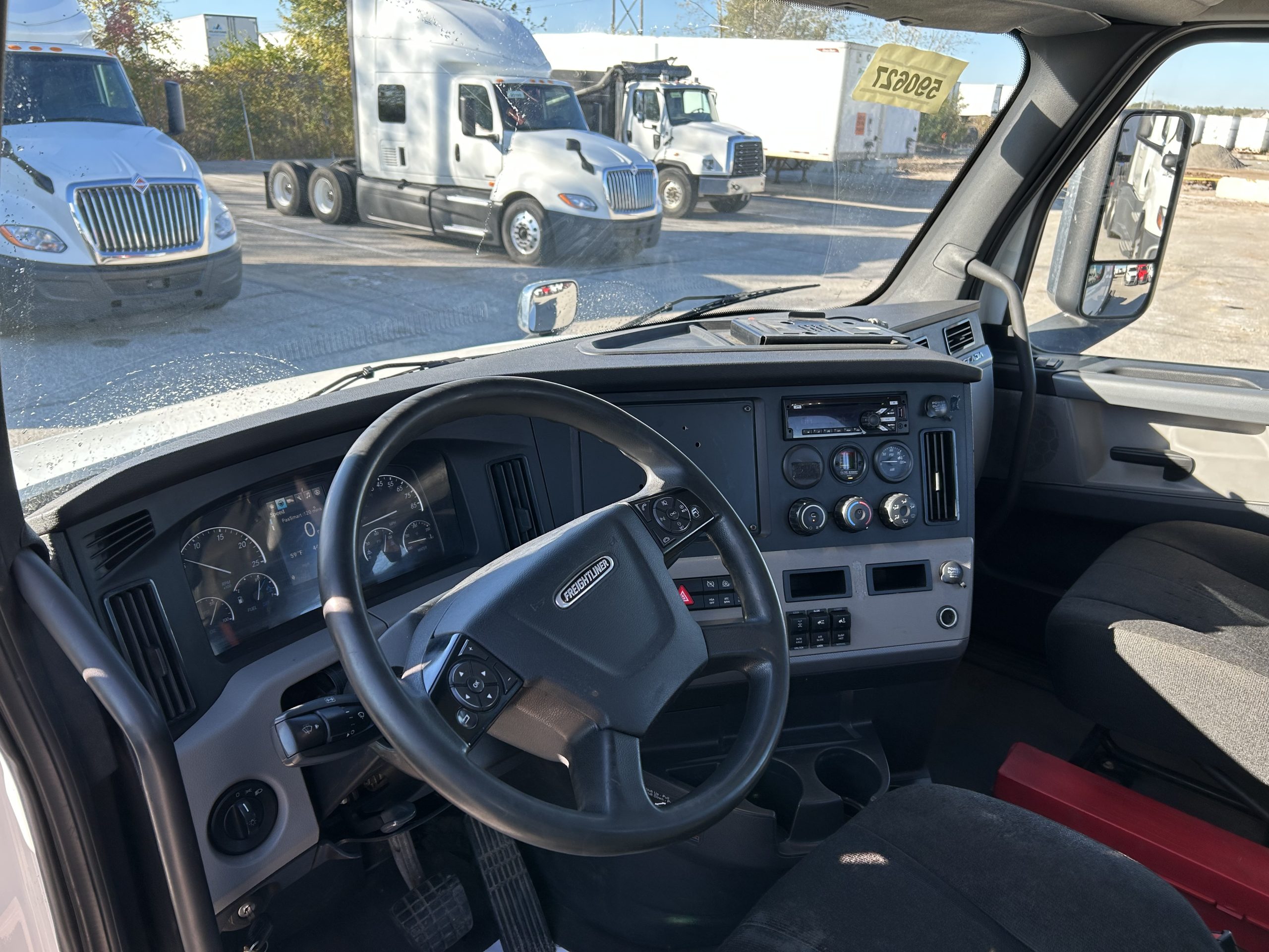 2019 Freightliner PT126DC 2019 Freightliner PT126DC - image 5 of 5