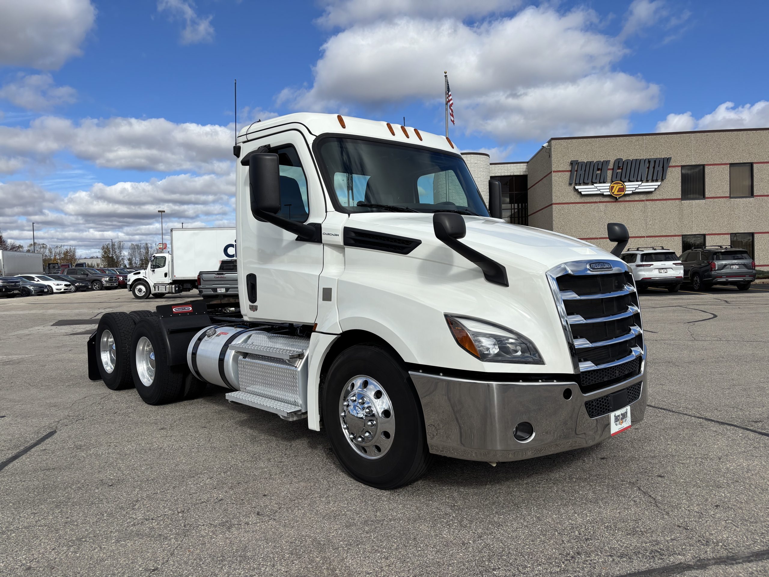 2019 Freightliner PT126DC 2019 Freightliner PT126DC - image 3 of 6