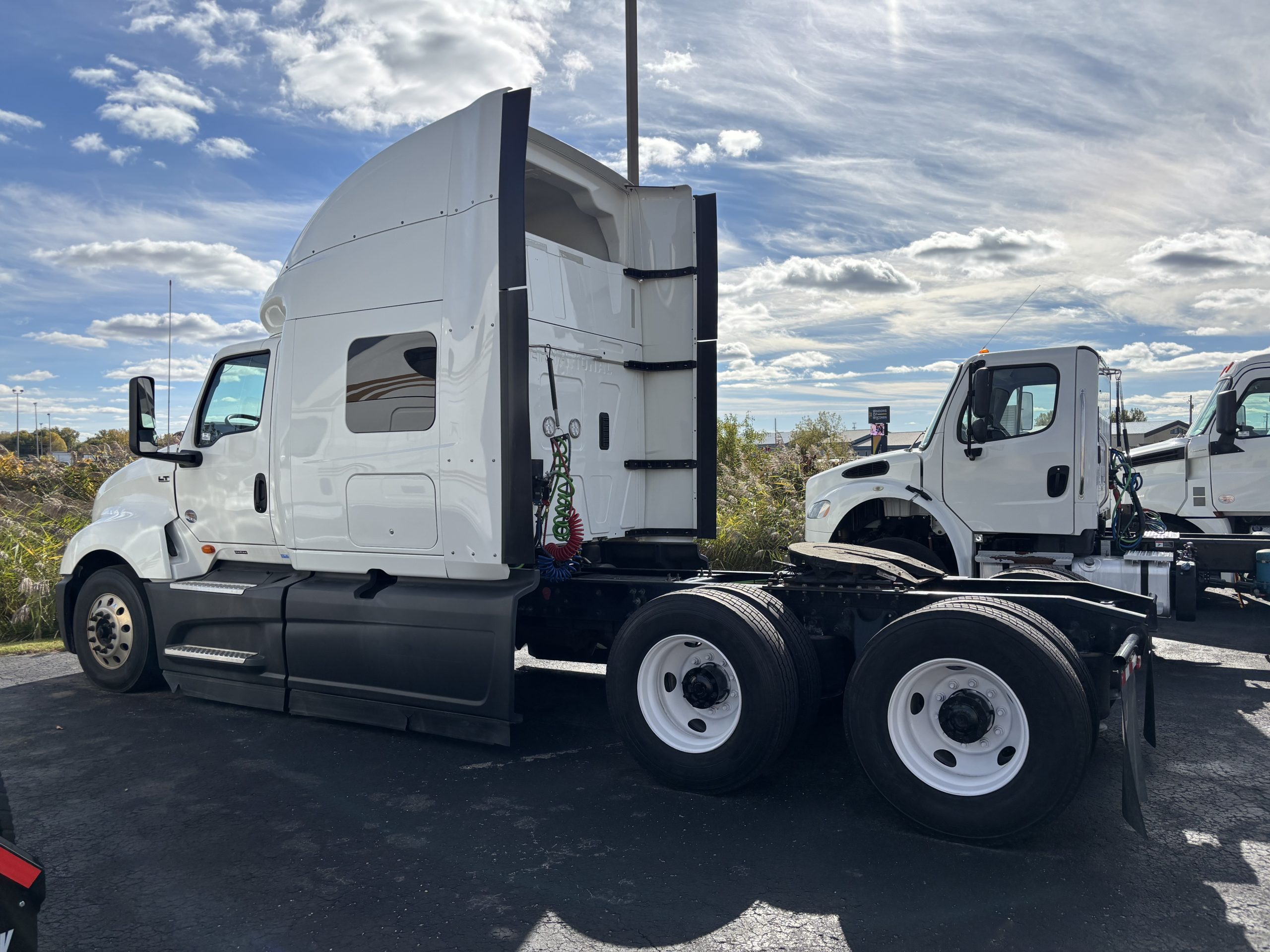 2022 International LT625 2022 International LT625 - image 6 of 6