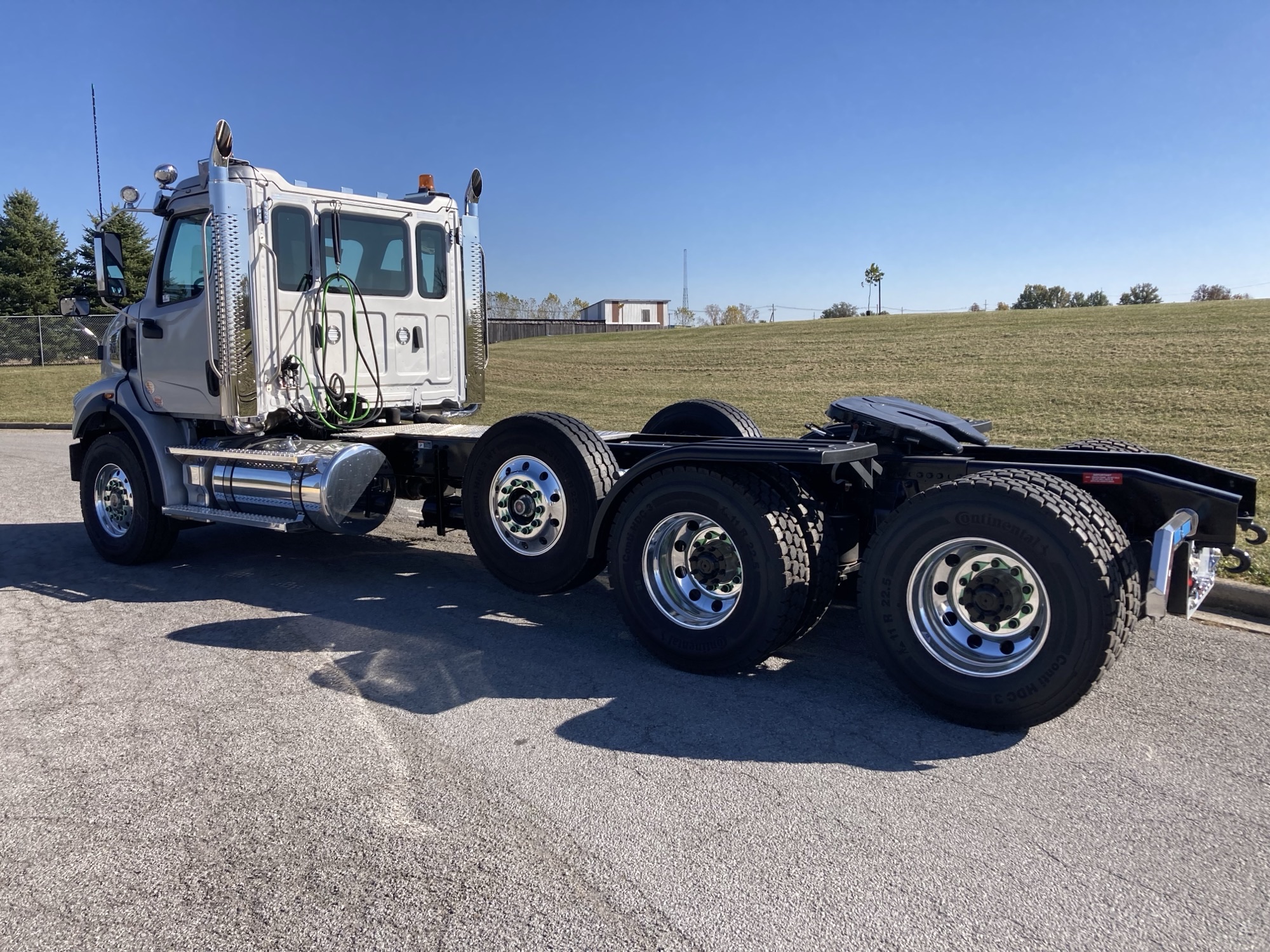 2026 Western Star 47X 2026 Western Star 47X - image 6 of 6