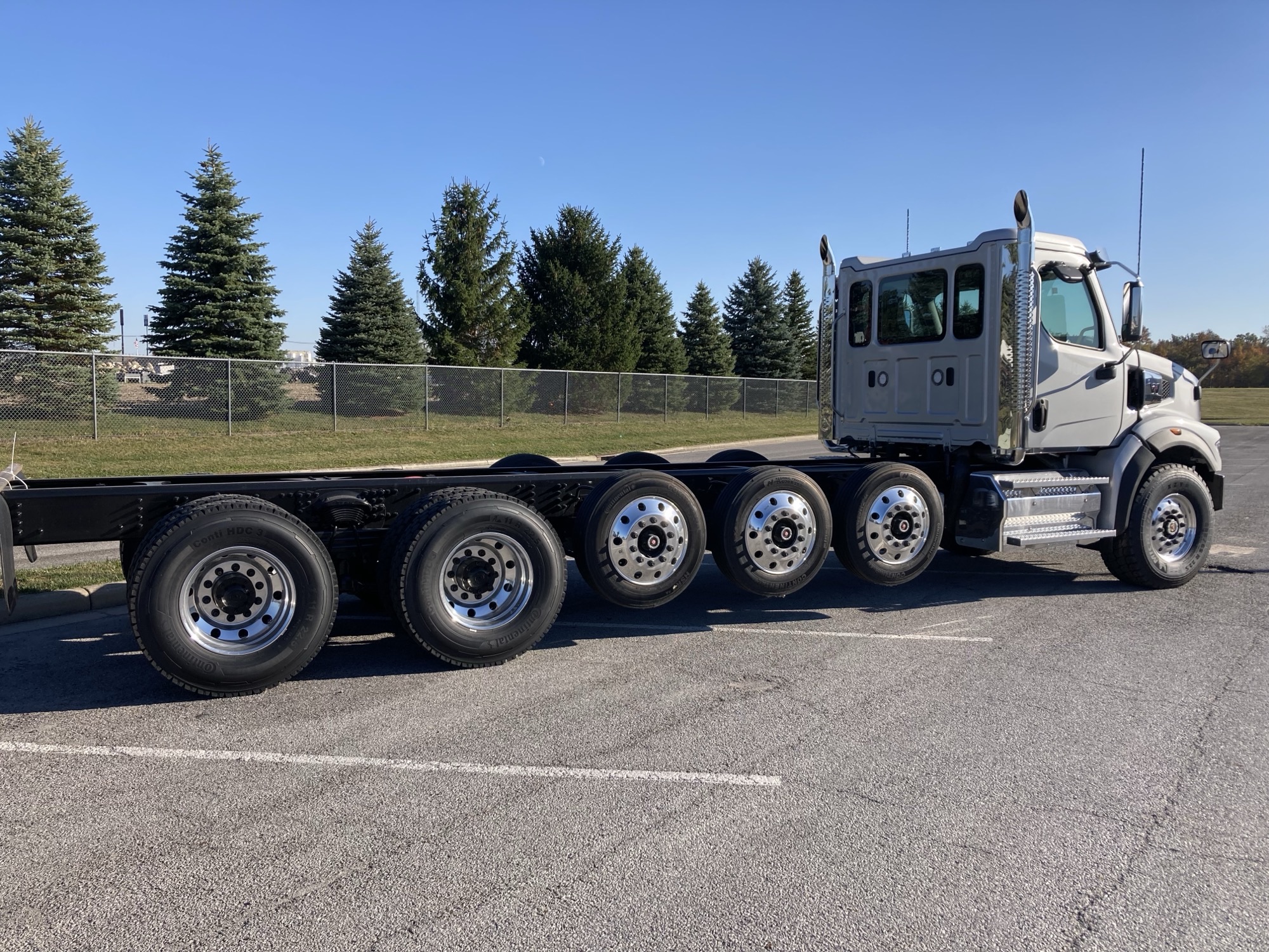 2026 Western Star 47X 2026 Western Star 47X - image 6 of 6