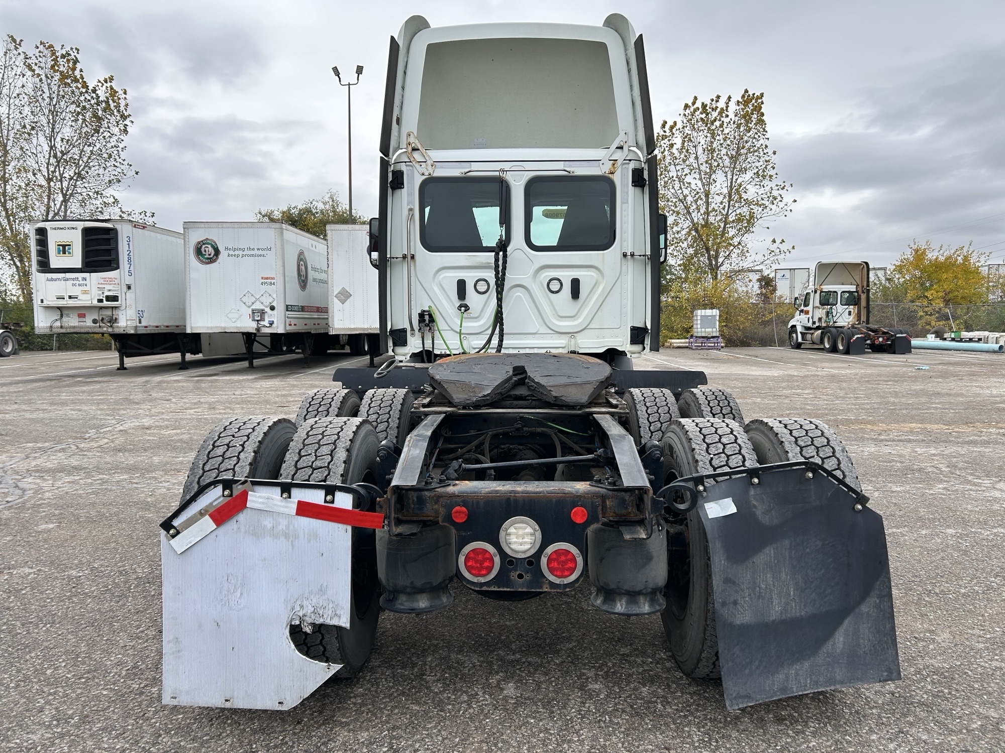 2021 Freightliner PE116 2021 Freightliner PE116 - image 4 of 5