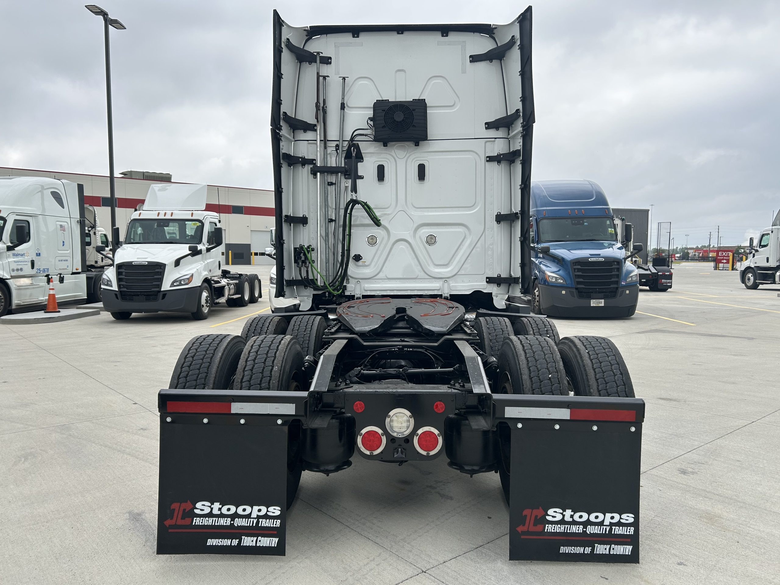 2022 Freightliner PT126 2022 Freightliner PT126 - image 4 of 6