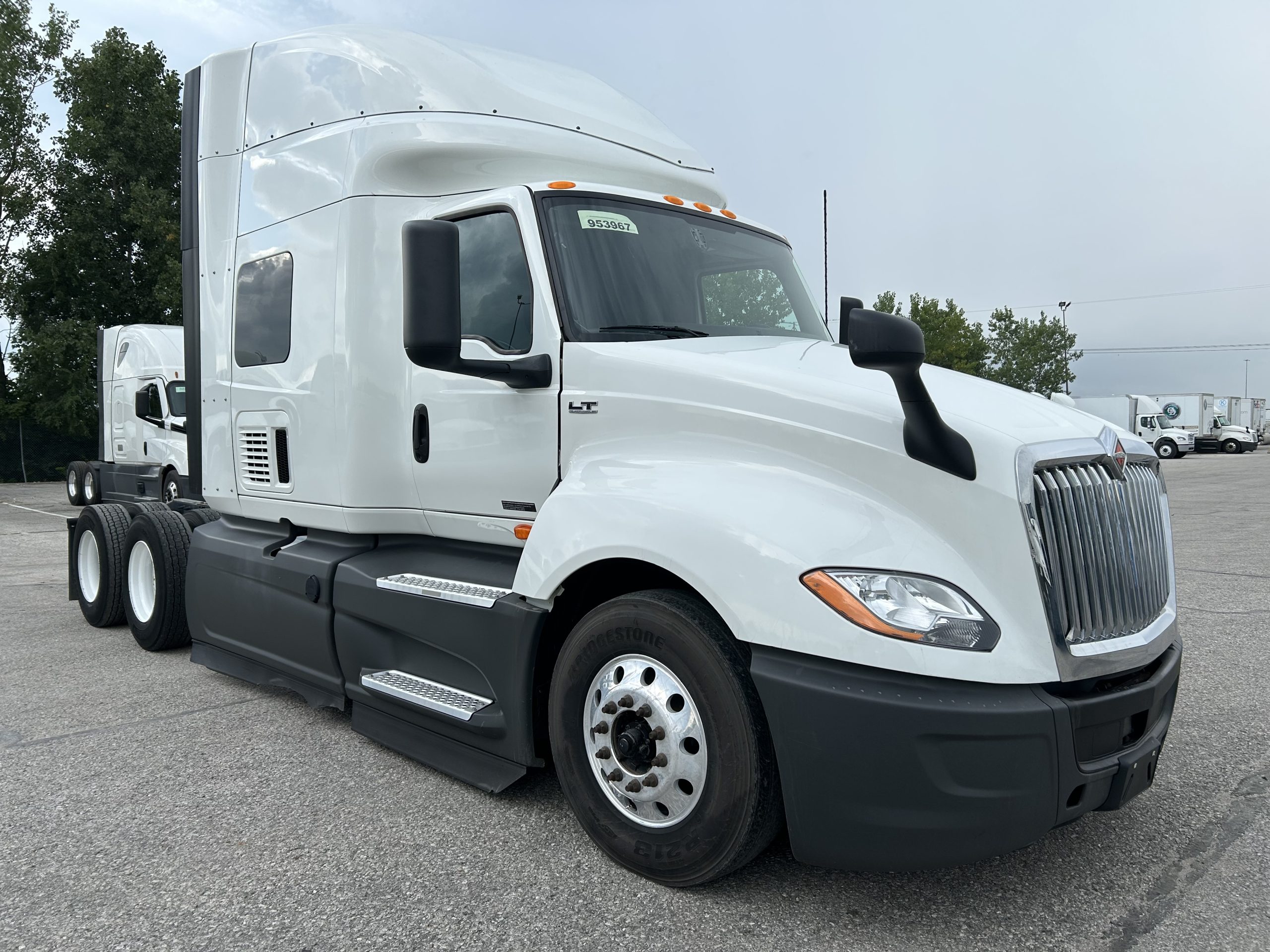 2022 International LT625 2022 International LT625 - image 3 of 6