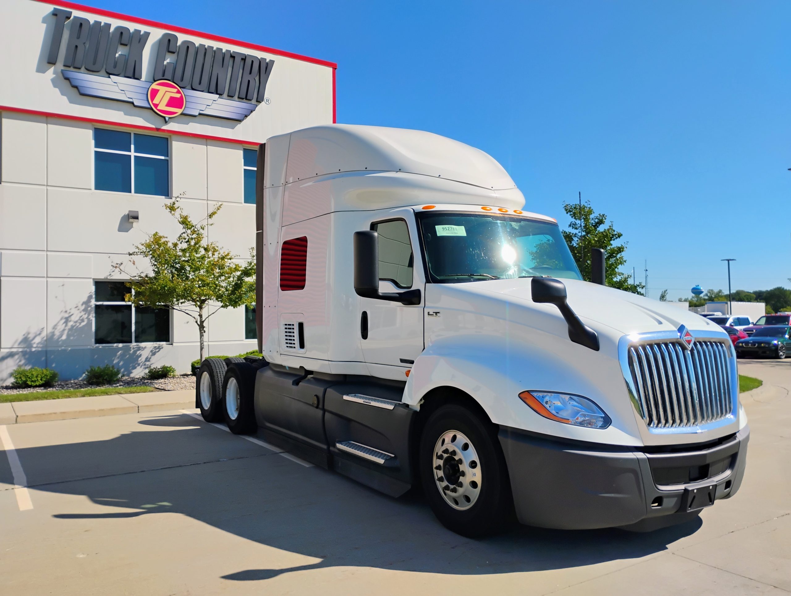 2022 International LT625 2022 International LT625 - image 5 of 6