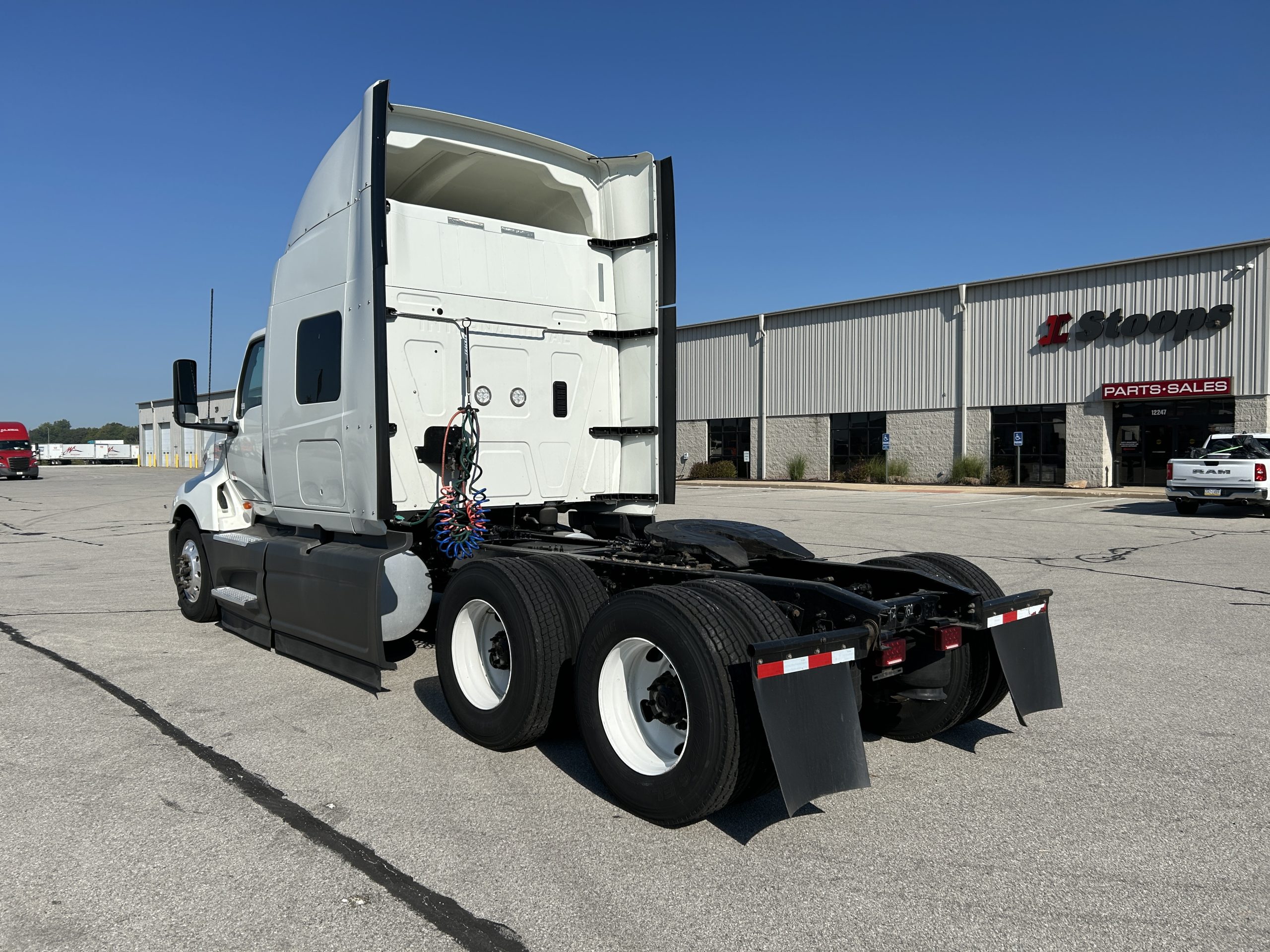 2022 International LT625 068PM00000b8aQu 2022 International LT625 068PM00000b8aQu