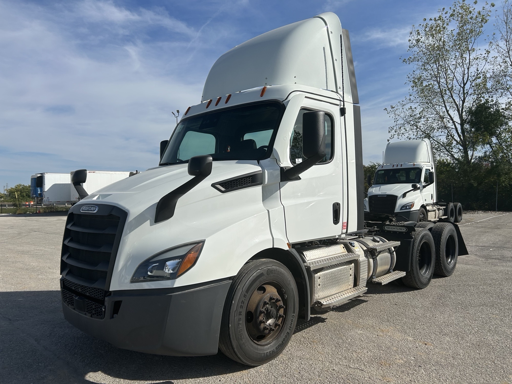 2021 Freightliner PE116 - image 1 of 5