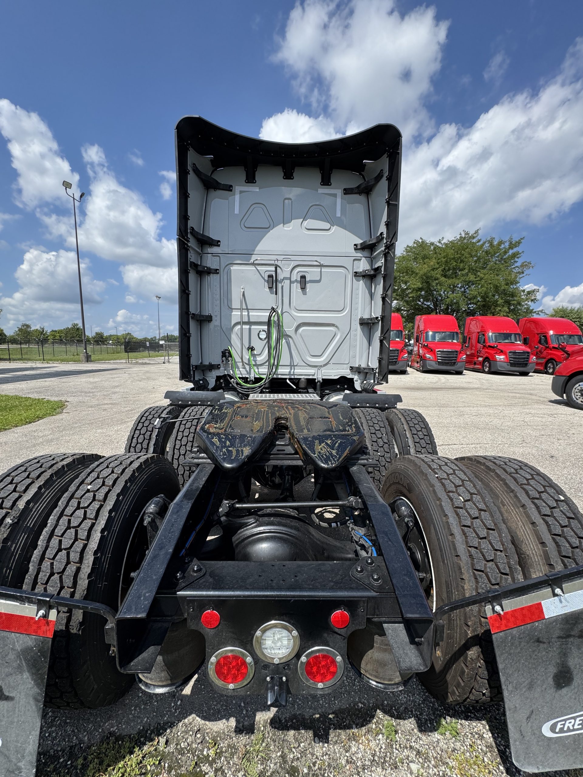 2026 Freightliner PT126SLP - image 4 of 6