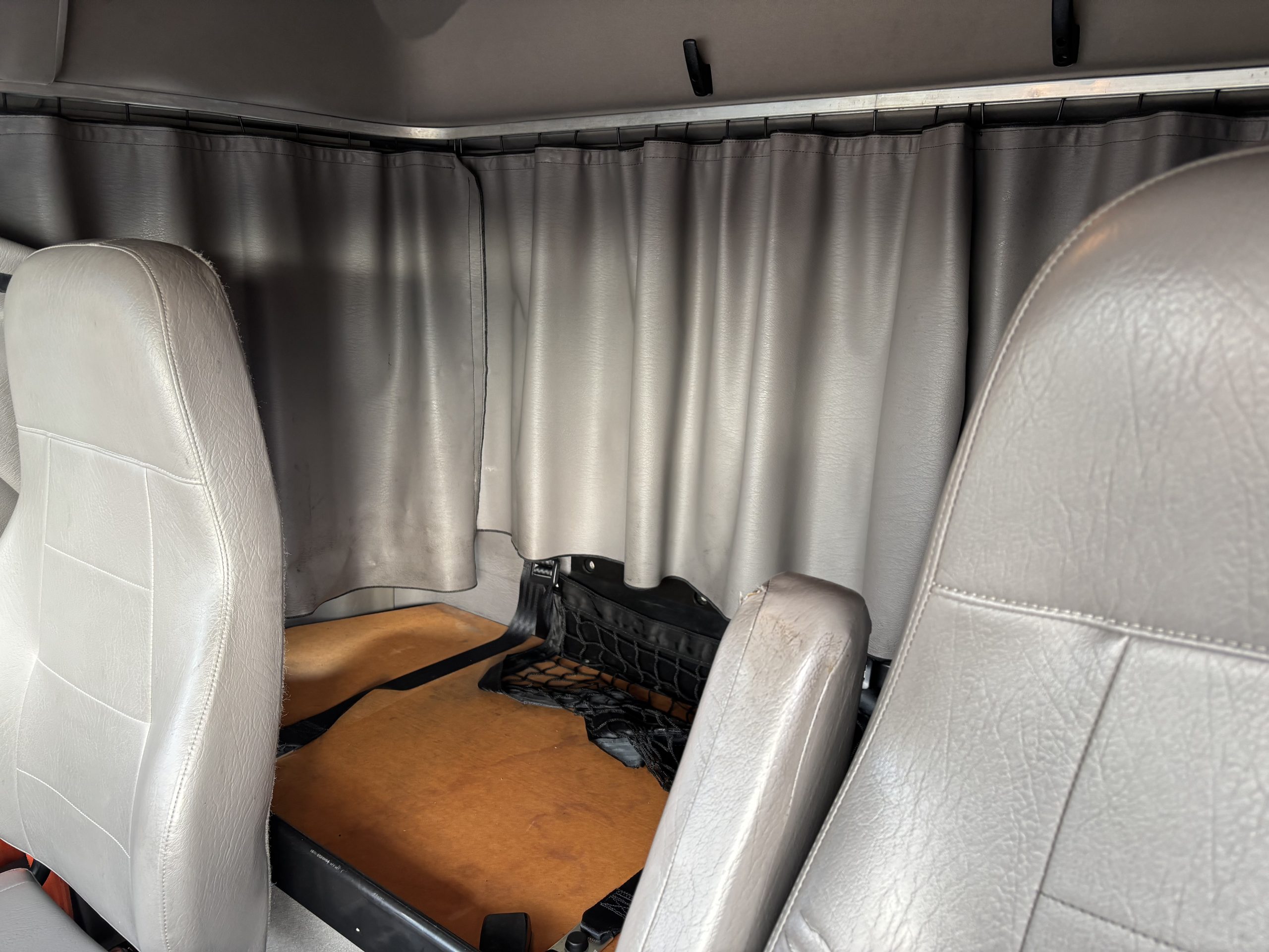 2019 Freightliner 114SD 2019 Freightliner 114SD - image 4 of 6