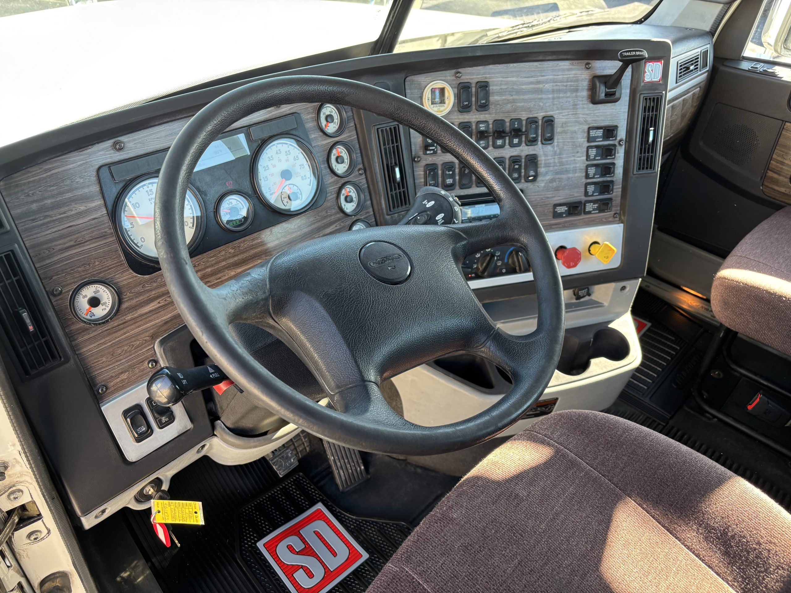 2020 Freightliner 122SD 2020 Freightliner 122SD - image 6 of 6