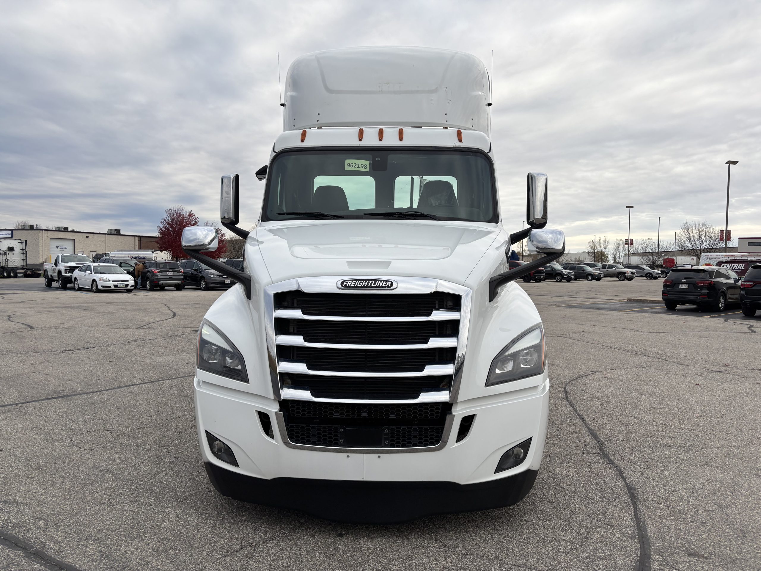 2019 Freightliner PT126 2019 Freightliner PT126 - image 2 of 6