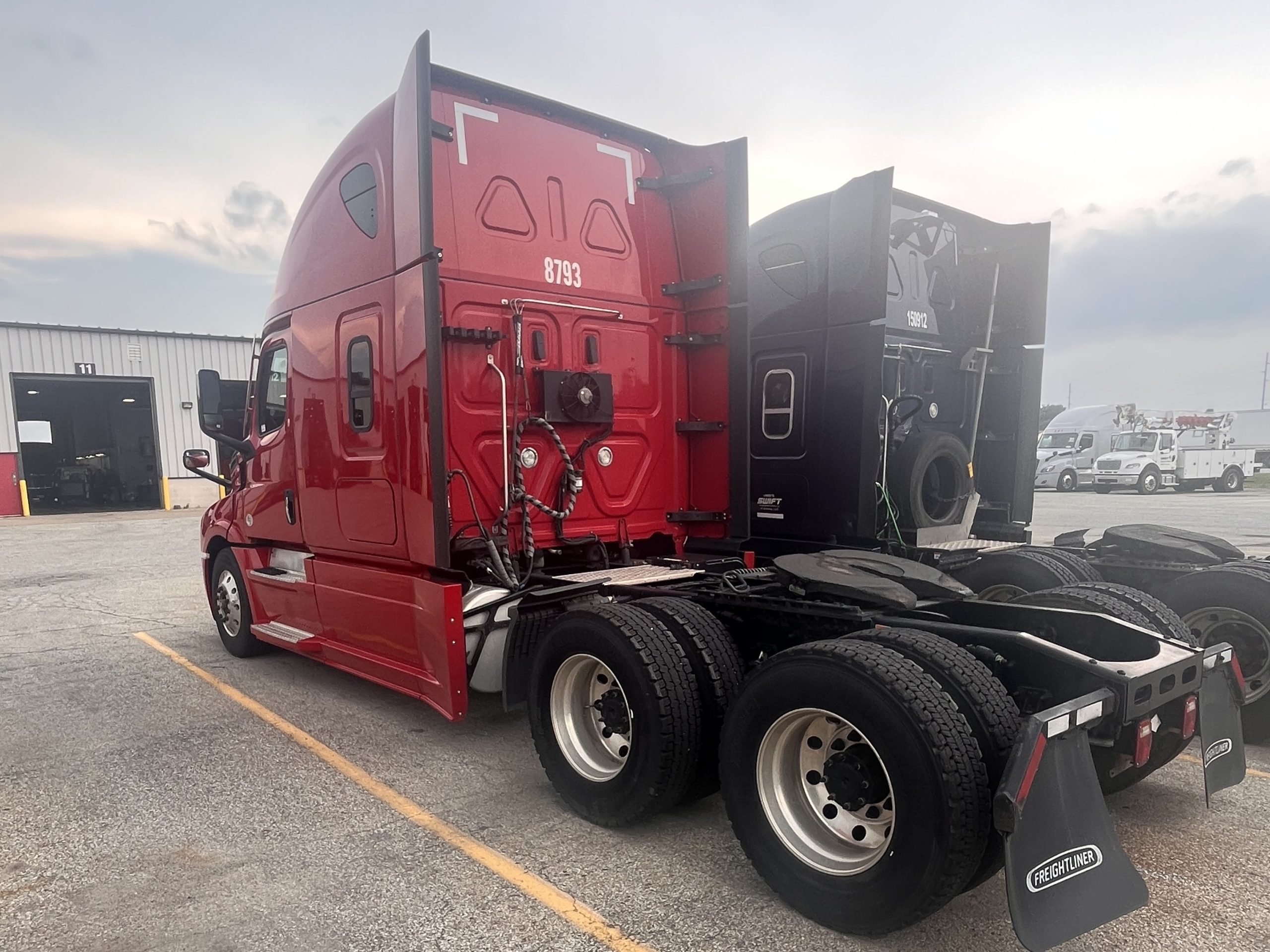 2022 Freightliner PT126 2022 Freightliner PT126 - image 4 of 6