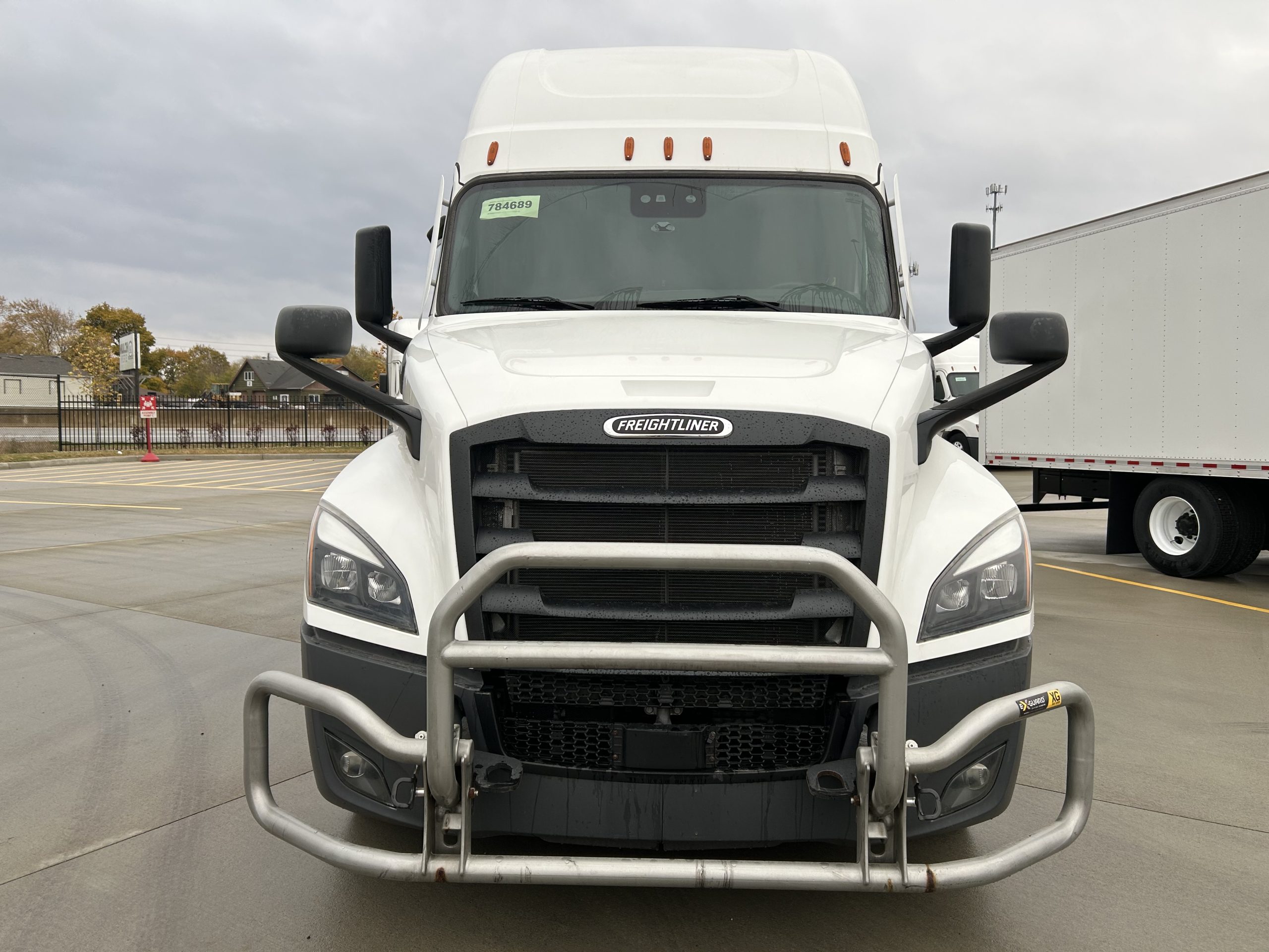 2023 Freightliner PT126SLP 2023 Freightliner PT126SLP - image 2 of 6