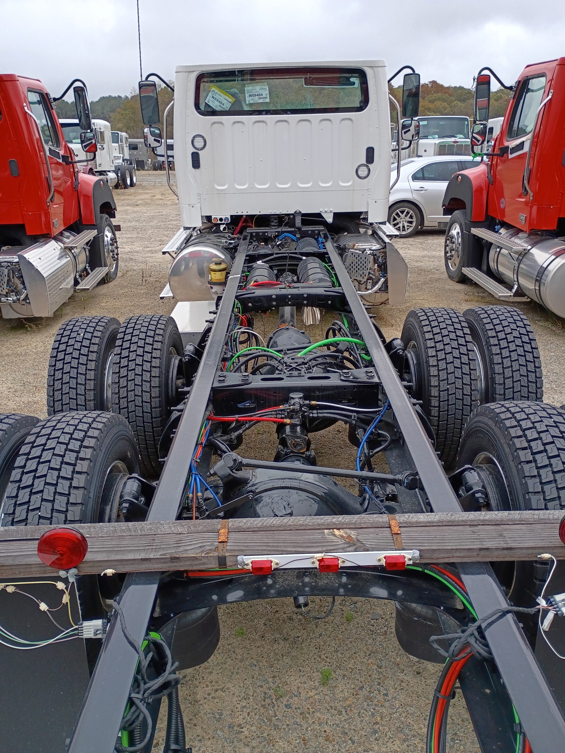 2025 Freightliner 114SD+ 2025 Freightliner 114SD+ - image 3 of 4