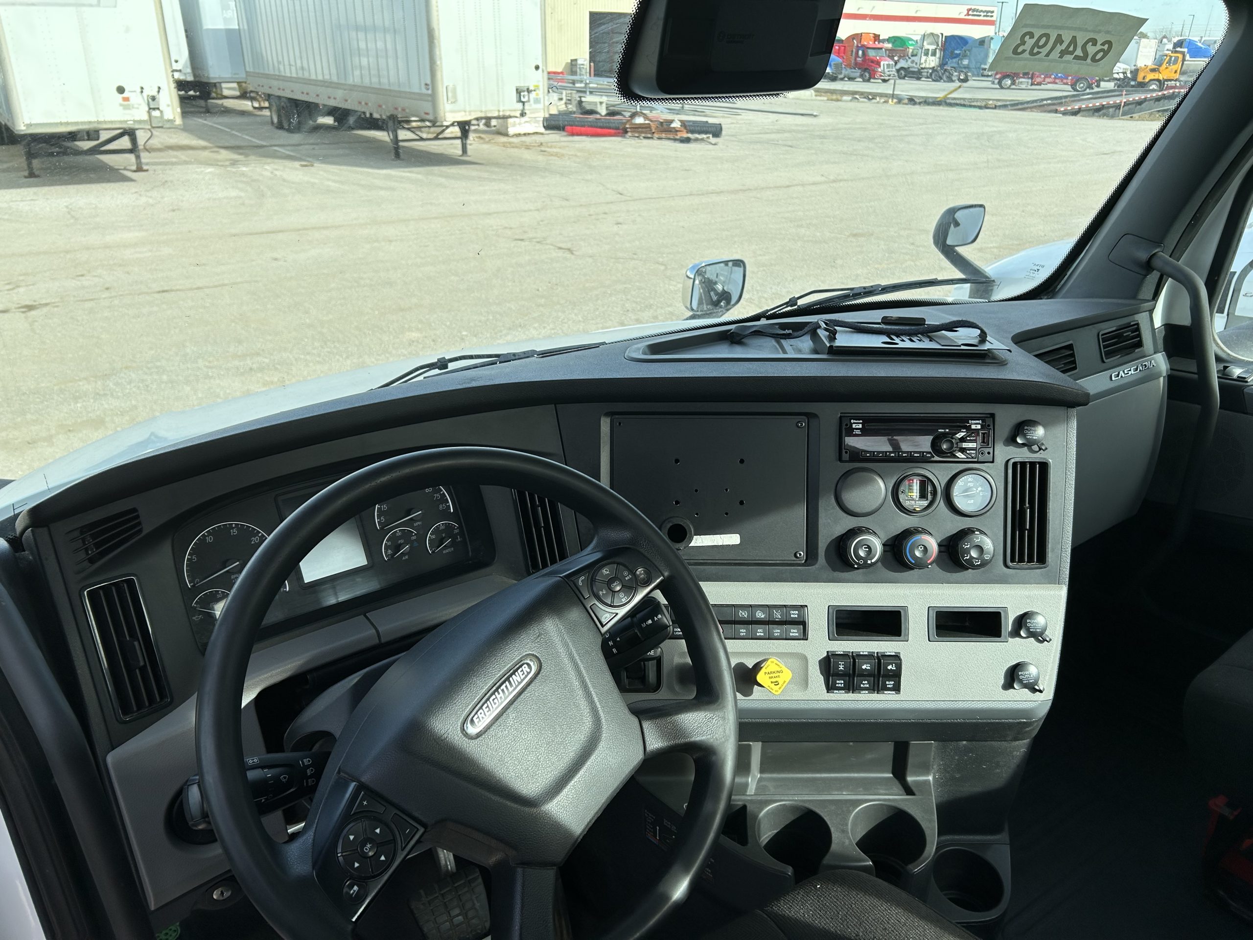 2020 Freightliner PT126DC 2020 Freightliner PT126DC - image 5 of 5
