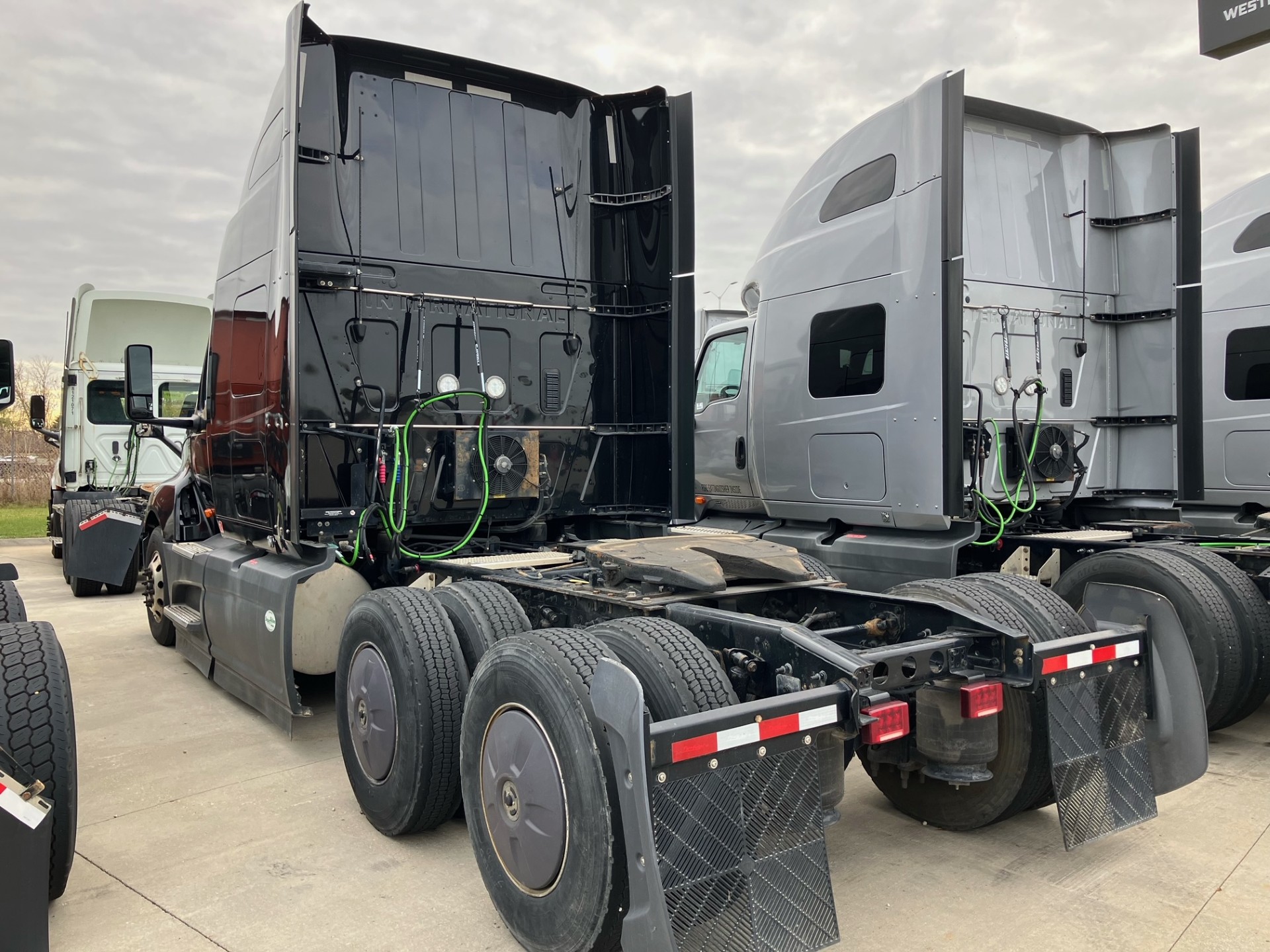 2022 International LT625 2022 International LT625 - image 6 of 6