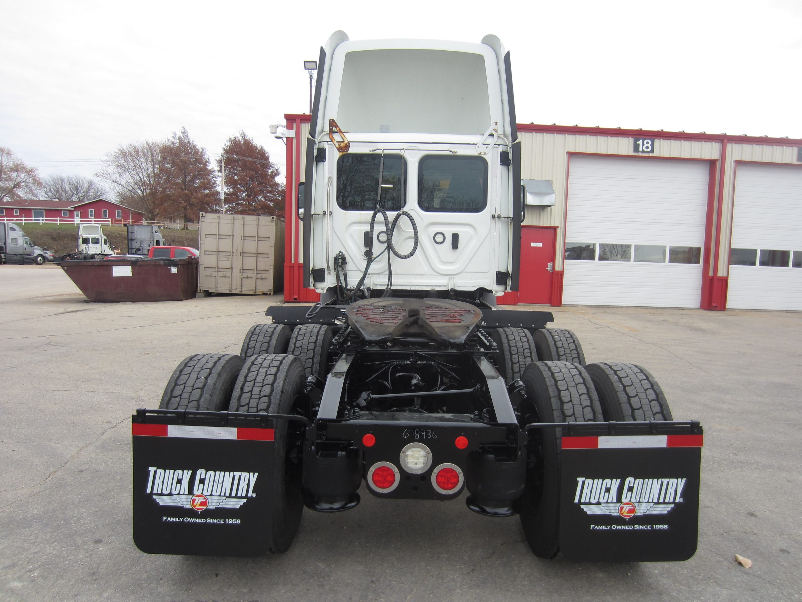 2021 Freightliner PE116 - image 4 of 6