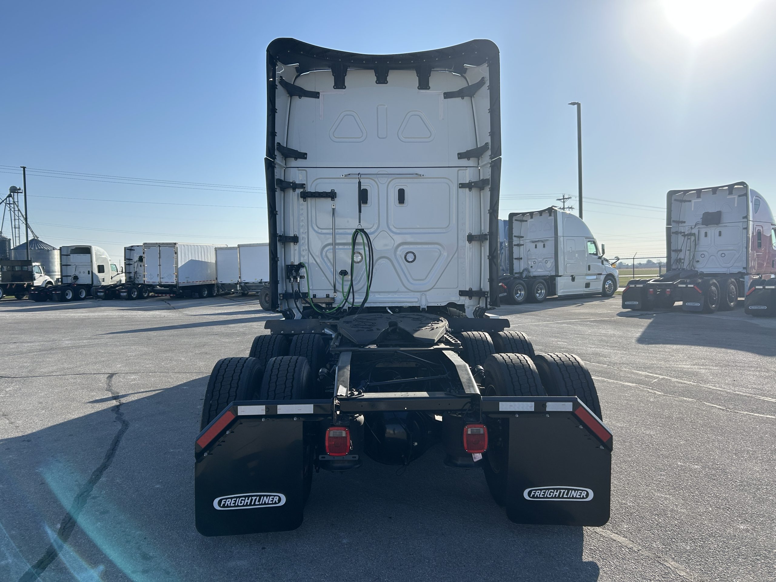 2026 Freightliner PT126SLP - image 4 of 6